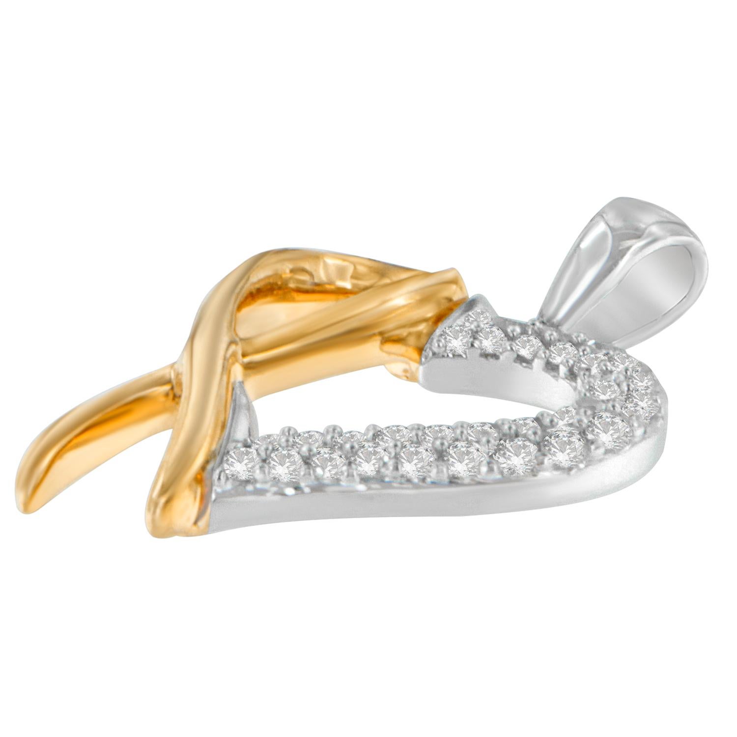 Moderno Collana con ciondolo in argento 925 con diamante taglio rotondo da 1/4 di carato in vendita
