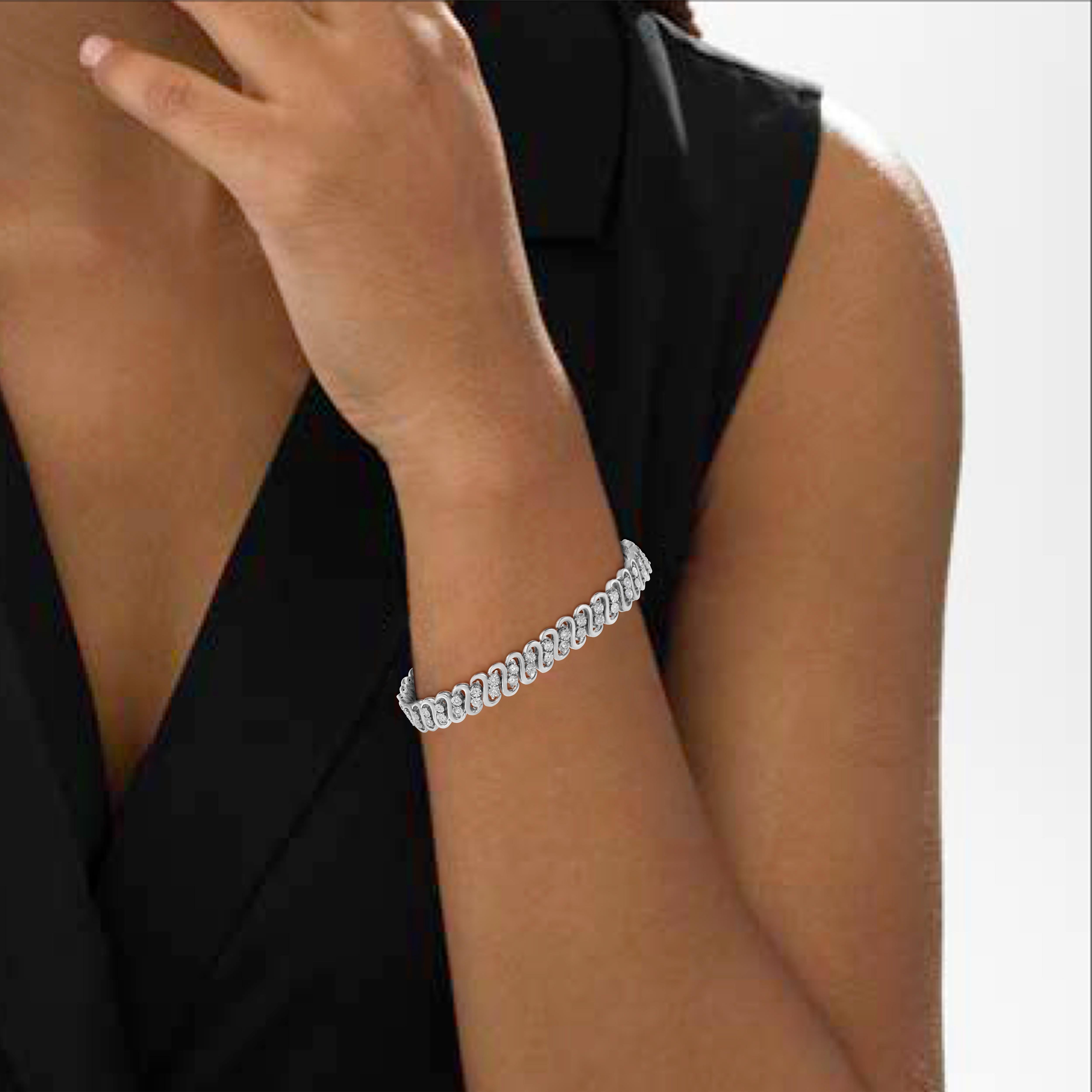 Contemporary .925 Sterling Silver 1/4 Carat Round Diamond Double Row S-Link Bracelet For Sale