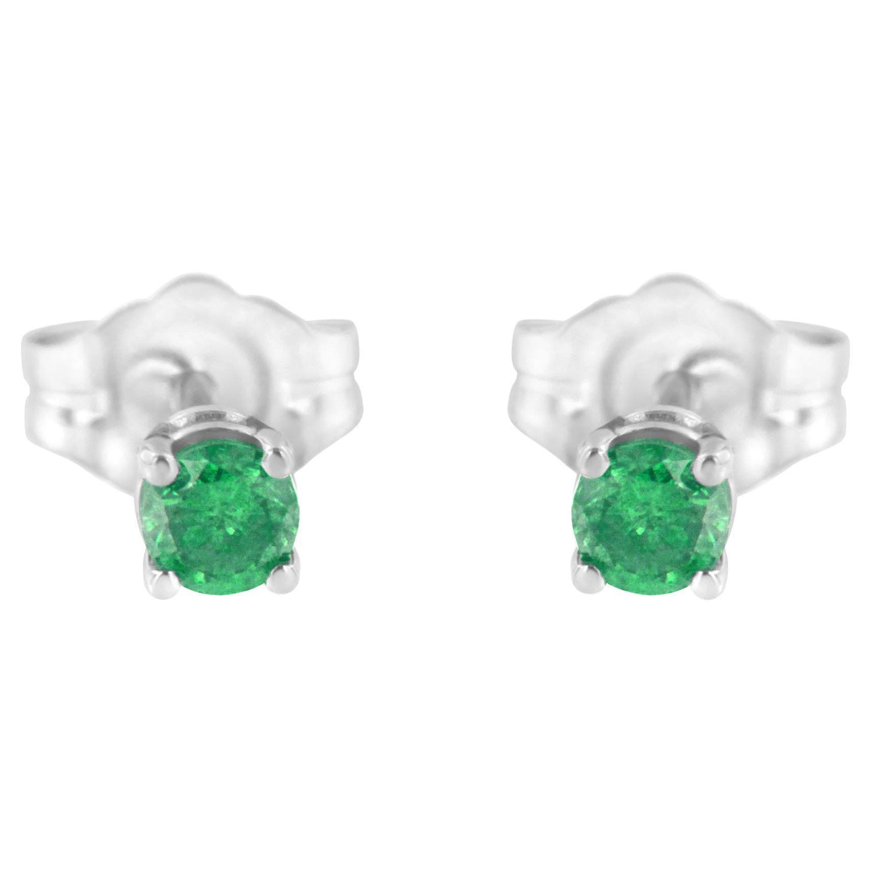.925 Sterling Silver 1/4 Carat Treated Green Diamond Solitaire Stud Earrings For Sale