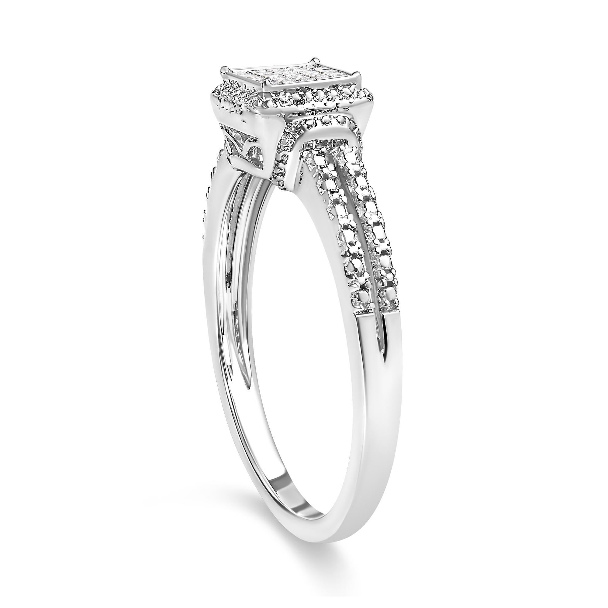 Taille princesse .925 Sterling Silver 1/4 Cttw Diamond Composite Ring with Beaded Halo (Bague composée de diamants de 1/4 Cttw avec halo perlé) en vente