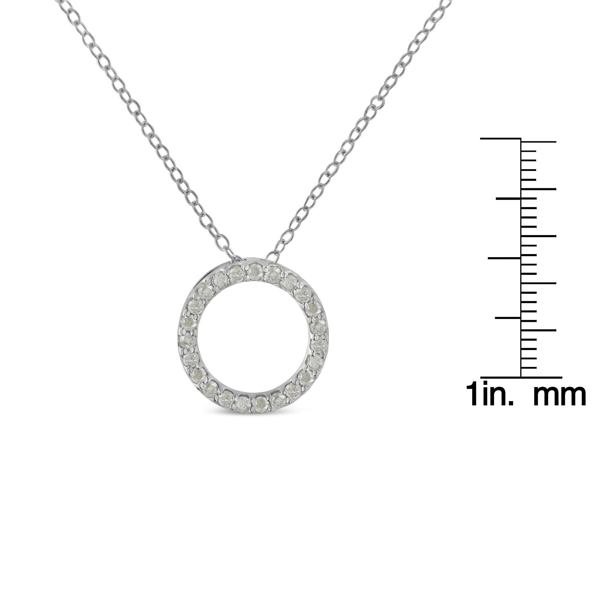 Taille ronde .925 Sterling Silver 1/4 Cttw Diamond Open Circle Halo 18