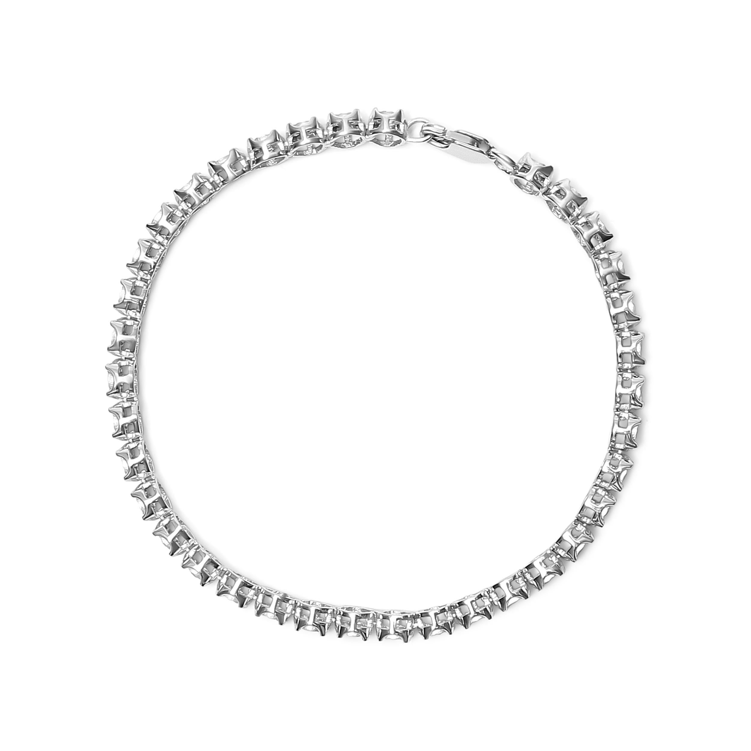Modern .925 Sterling Silver 1/4 Cttw Miracle-Set Diamond Starburst Round Link Tennis For Sale