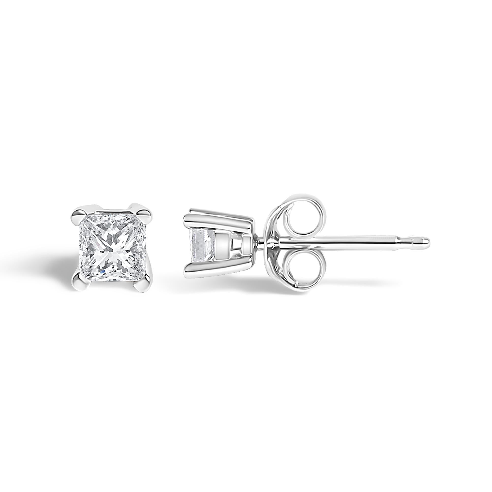 Pendientes Solitarios de Plata de Ley .925 1/4 Cttw Diamante talla princesa Moderno en venta