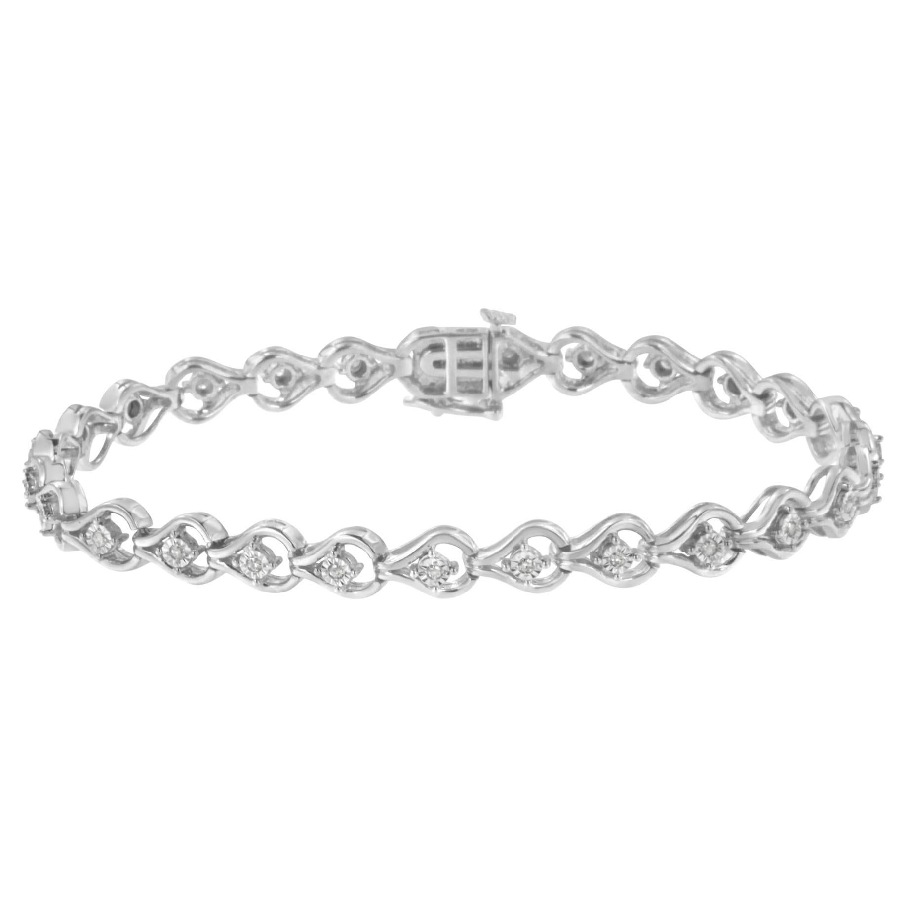 .925 Sterling Silver 1/4 cttw Round-Cut Diamond Link Bracelet