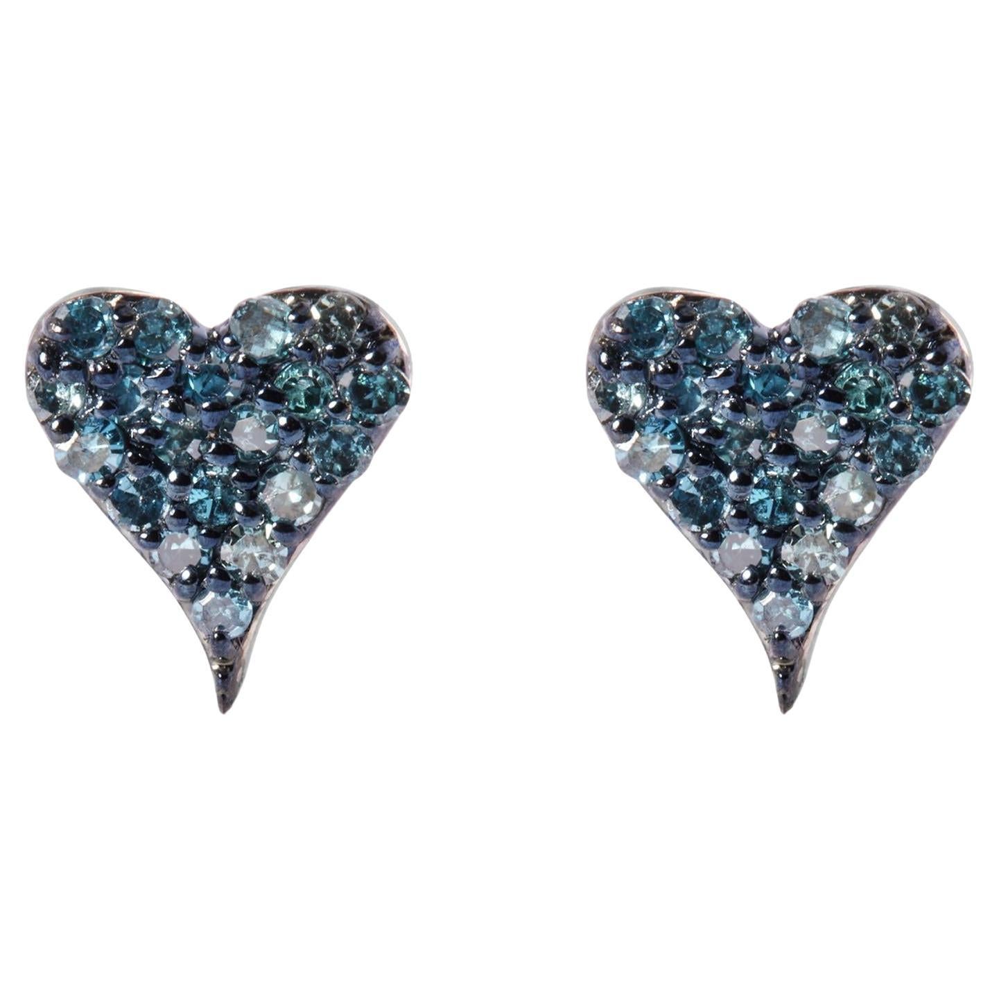 Boucles d
oreilles en argent 925 1/5 Cttw diamant bleu en forme de coeur