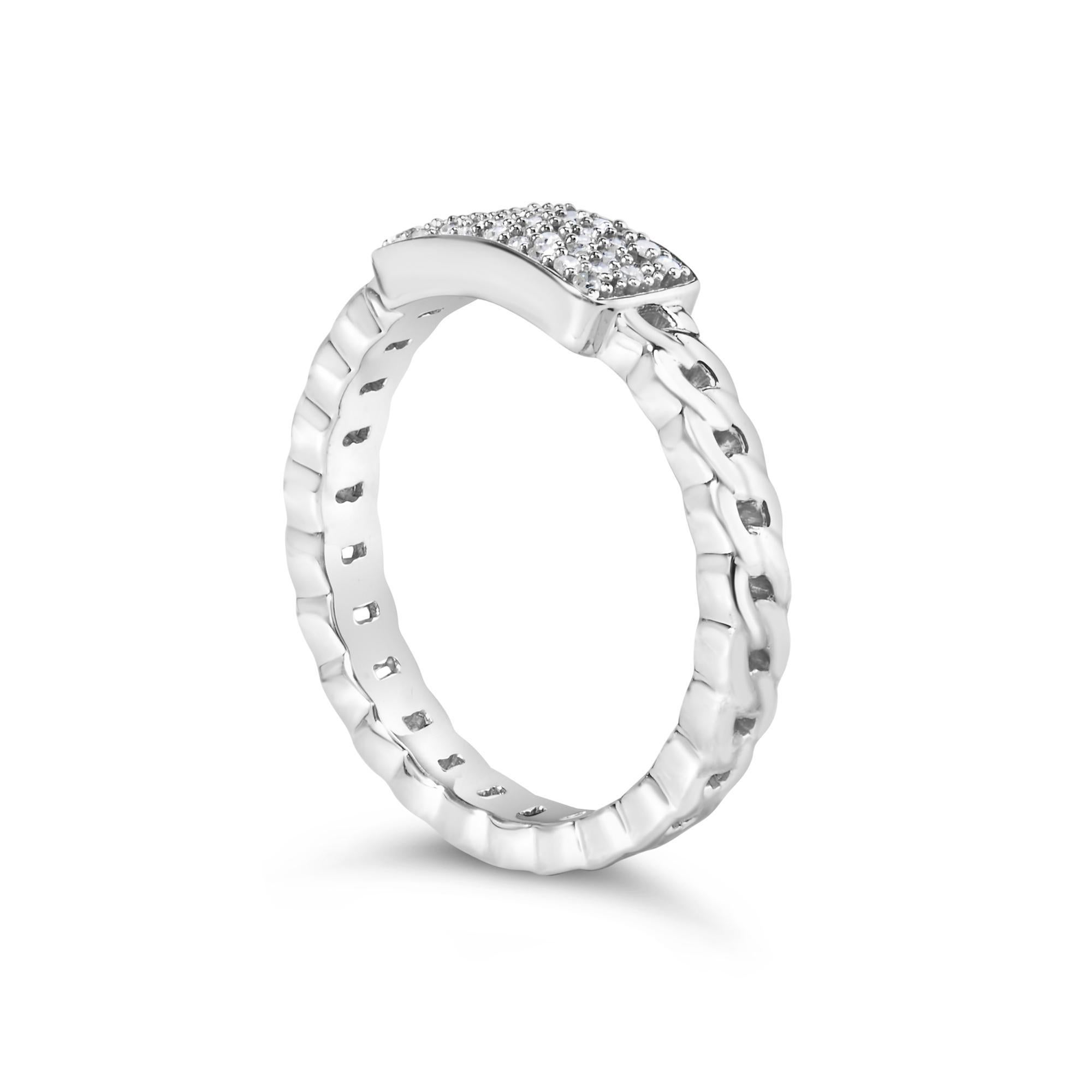 Round Cut .925 Sterling Silver 1/5 Cttw Diamond ID and Cuban Link Band Ring For Sale
