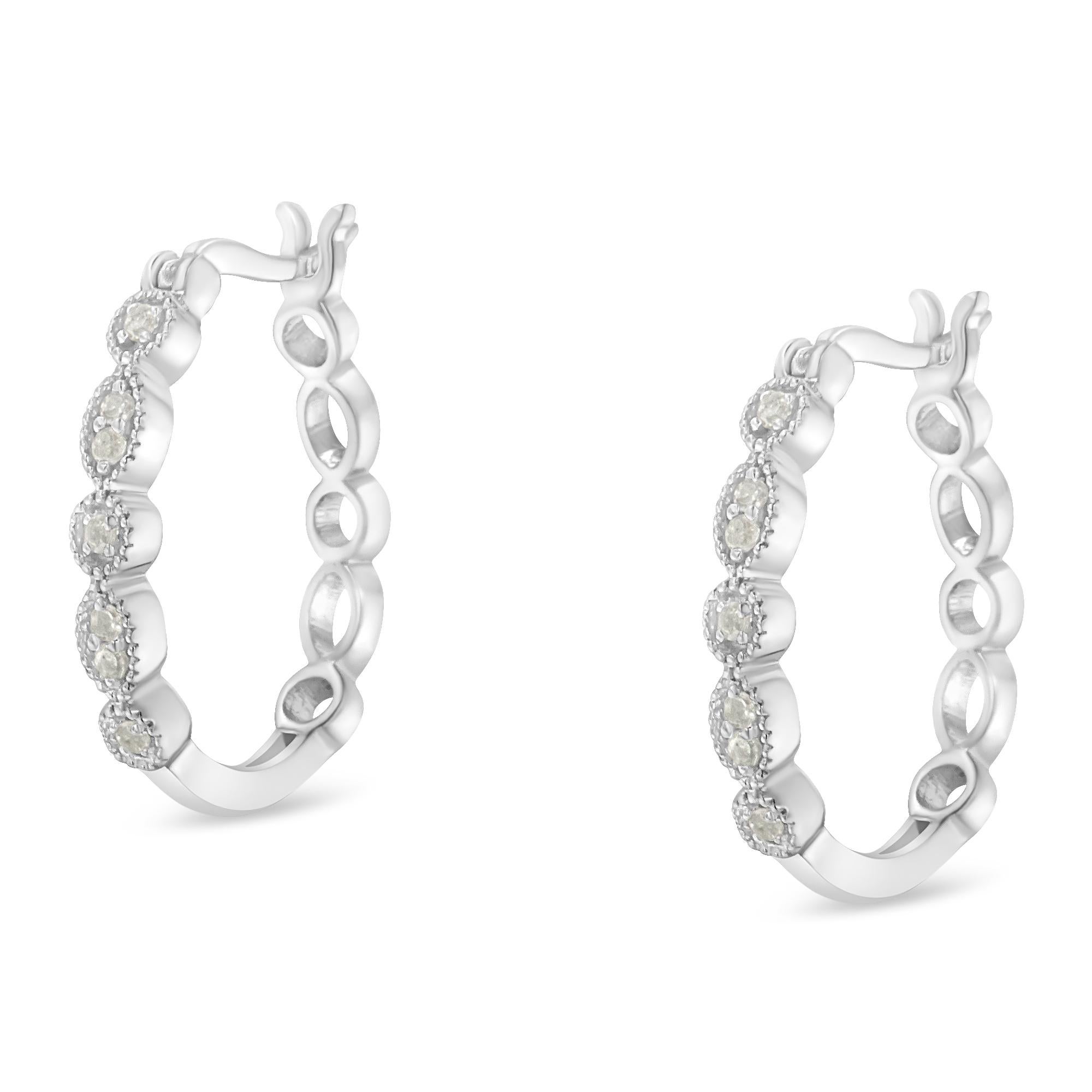.925 Sterling Silver 1/6 Carat Diamond Milgrain Hoop Earring In New Condition For Sale In New York, NY