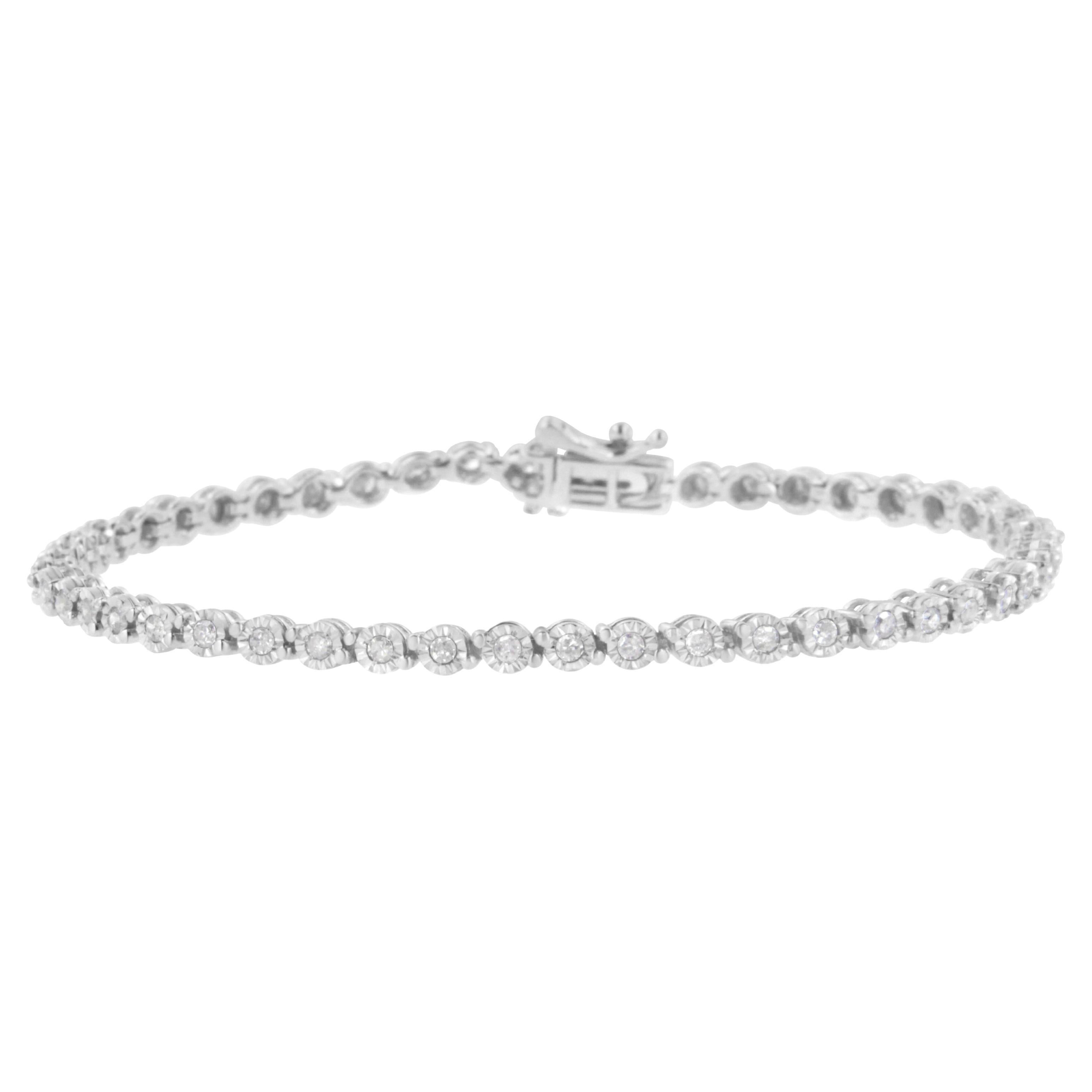 .925 Sterling Silver 1.0 Carat Bezel-Set Round-Cut Diamond Link Bracelet For Sale