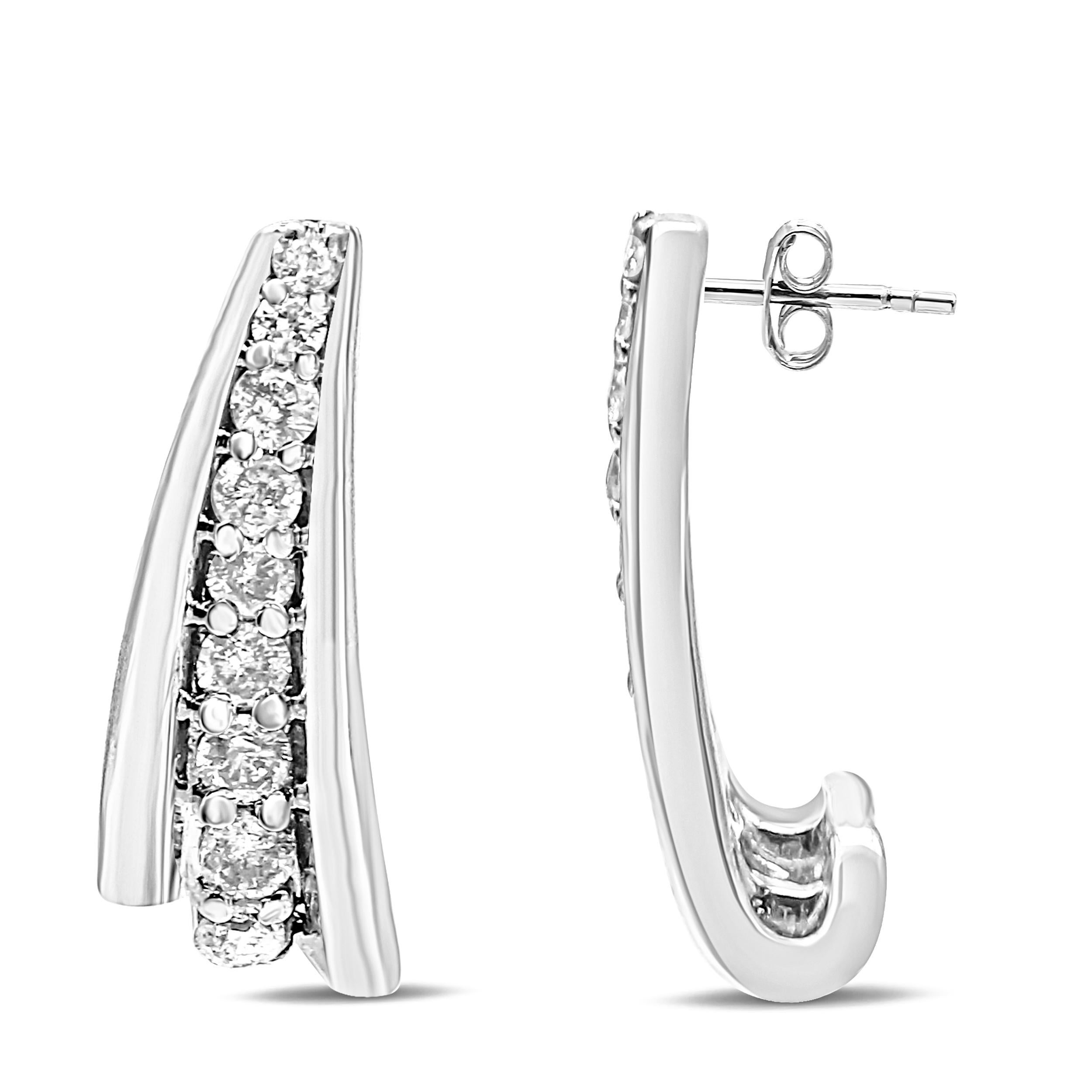 Contemporary .925 Sterling Silver 1.0 Carat Round Diamond Graduated Huggie Stud Earrings For Sale