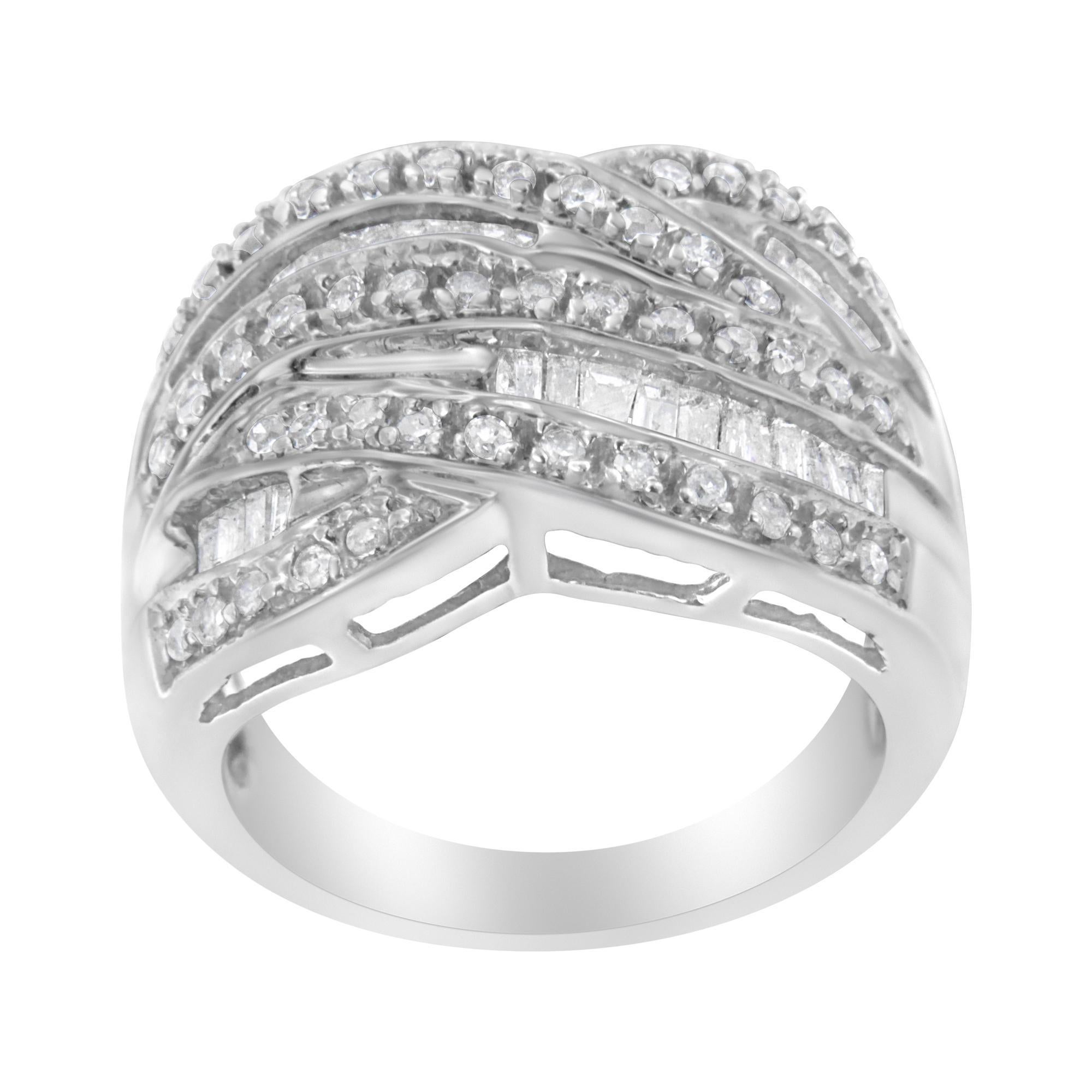 Moderno Anello bypass con diamanti incastonati a canale in argento 925 da 1,0 cttw in vendita