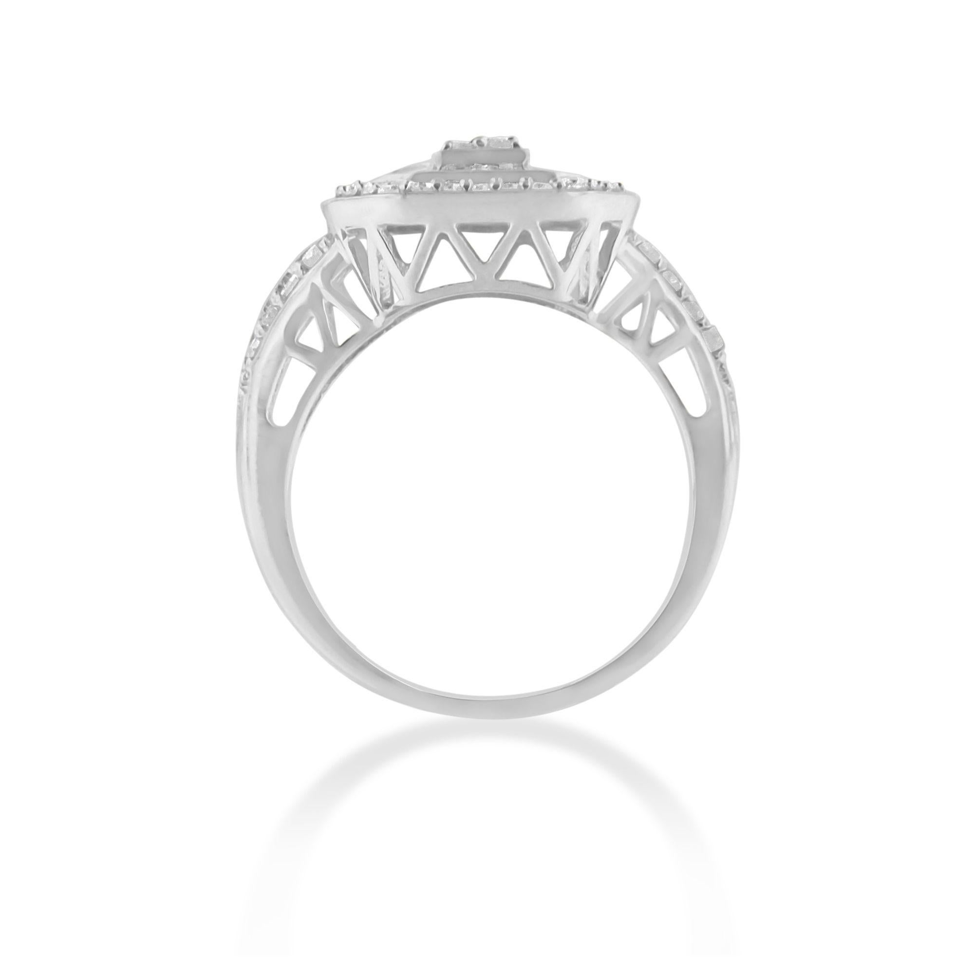 Anillo de cóctel de plata de ley .925 con un diamante de 1,0 qt en forma de octágono alargado Moderno