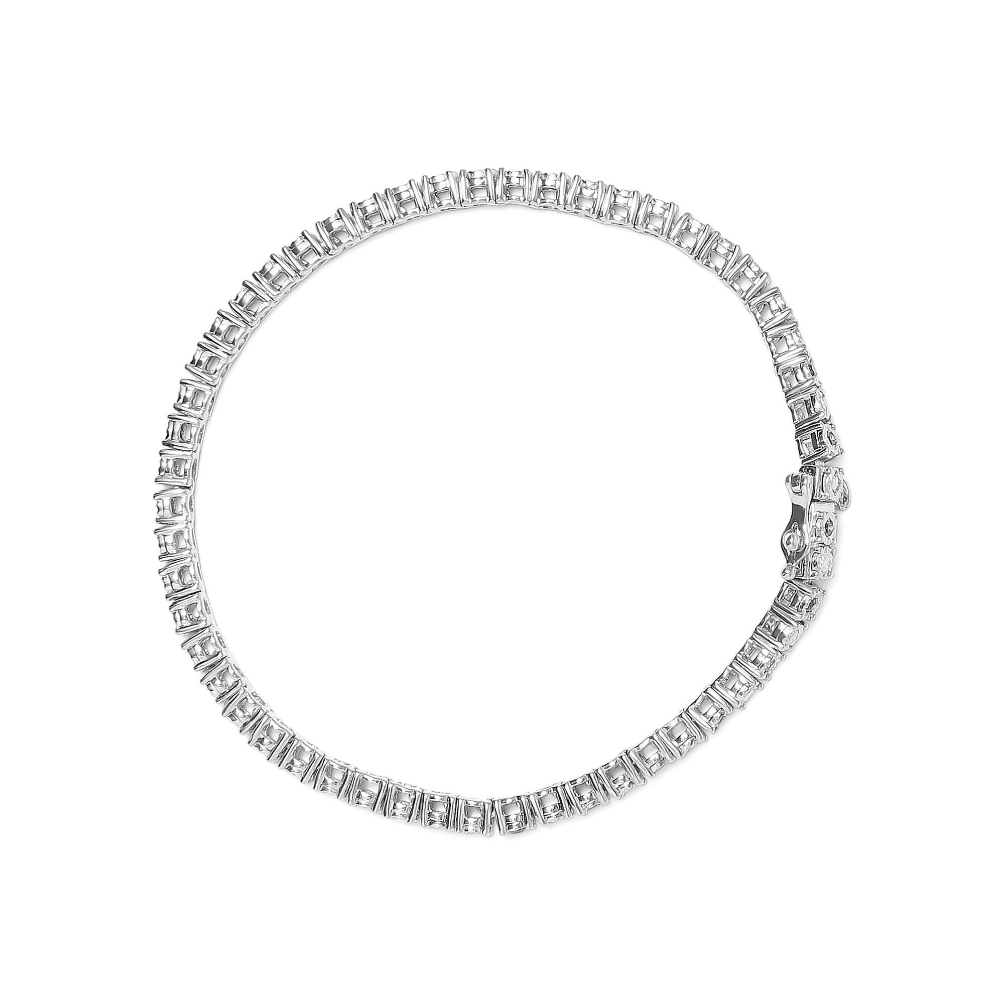 Moderno Bracciale tennis in argento 925 con diamanti alternati e 1,0 Cttw in vendita
