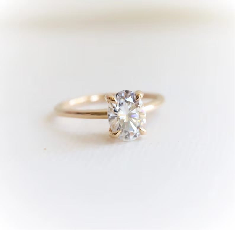 925 Sterling Silber 1,5 ct Oval Moissanite Ring Oval geformt Verlobungsring.