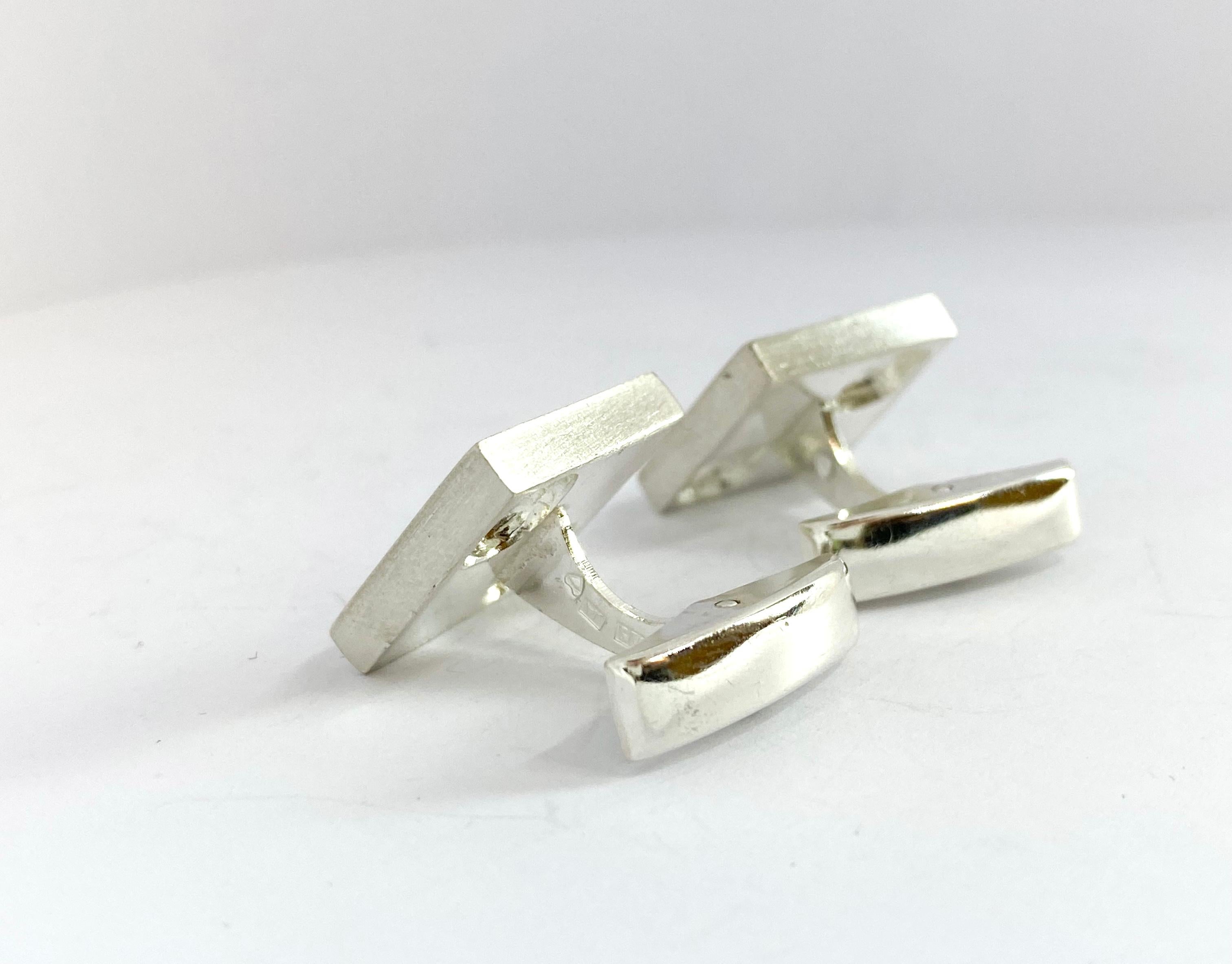 Women's or Men's 925 Sterling Silver 1995 Vaasa Finland Spectrolite Cufflinks For Sale