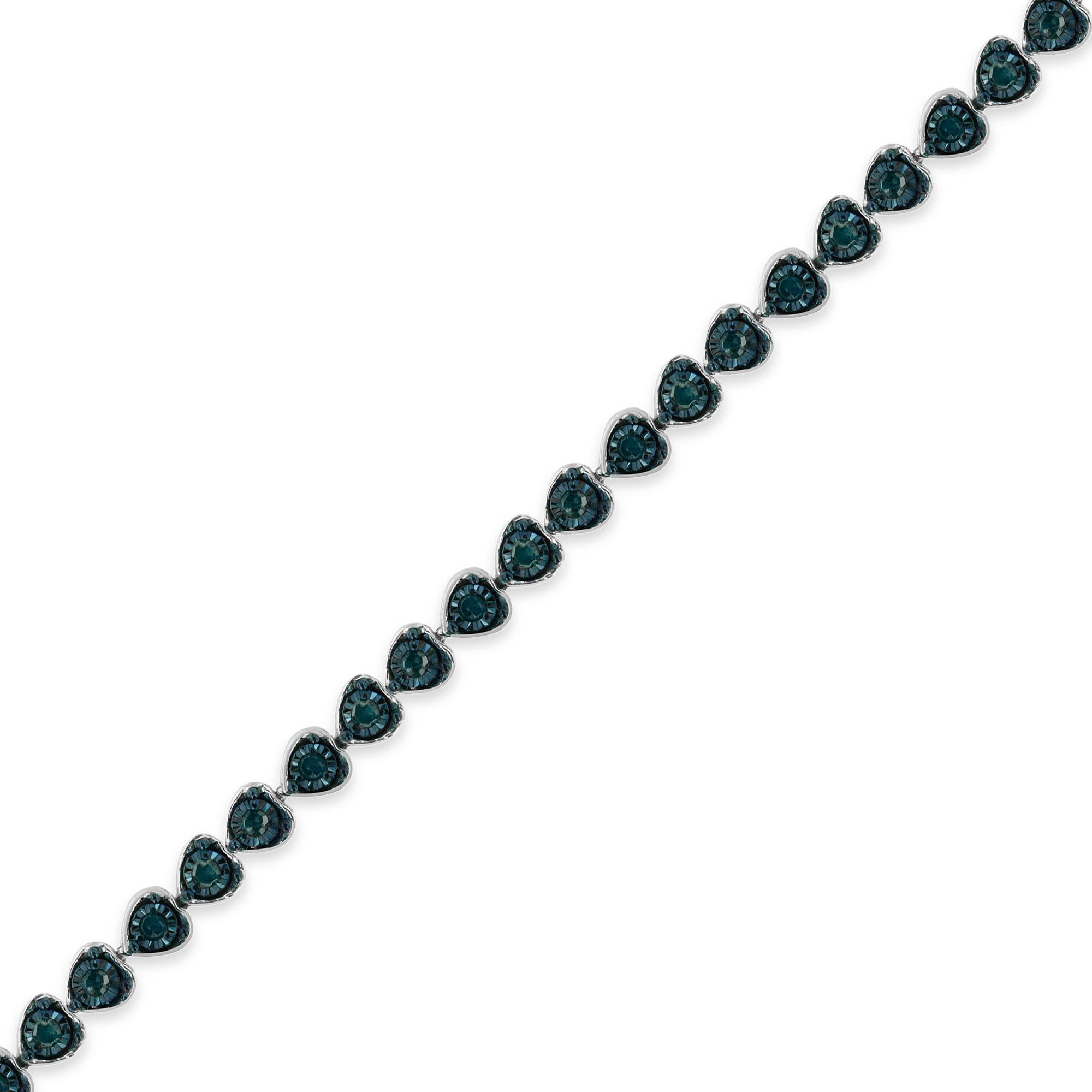 Contemporain .925 Sterling Silver 1.00 Carat Treated Blue Diamond Heart Link Bracelet en vente