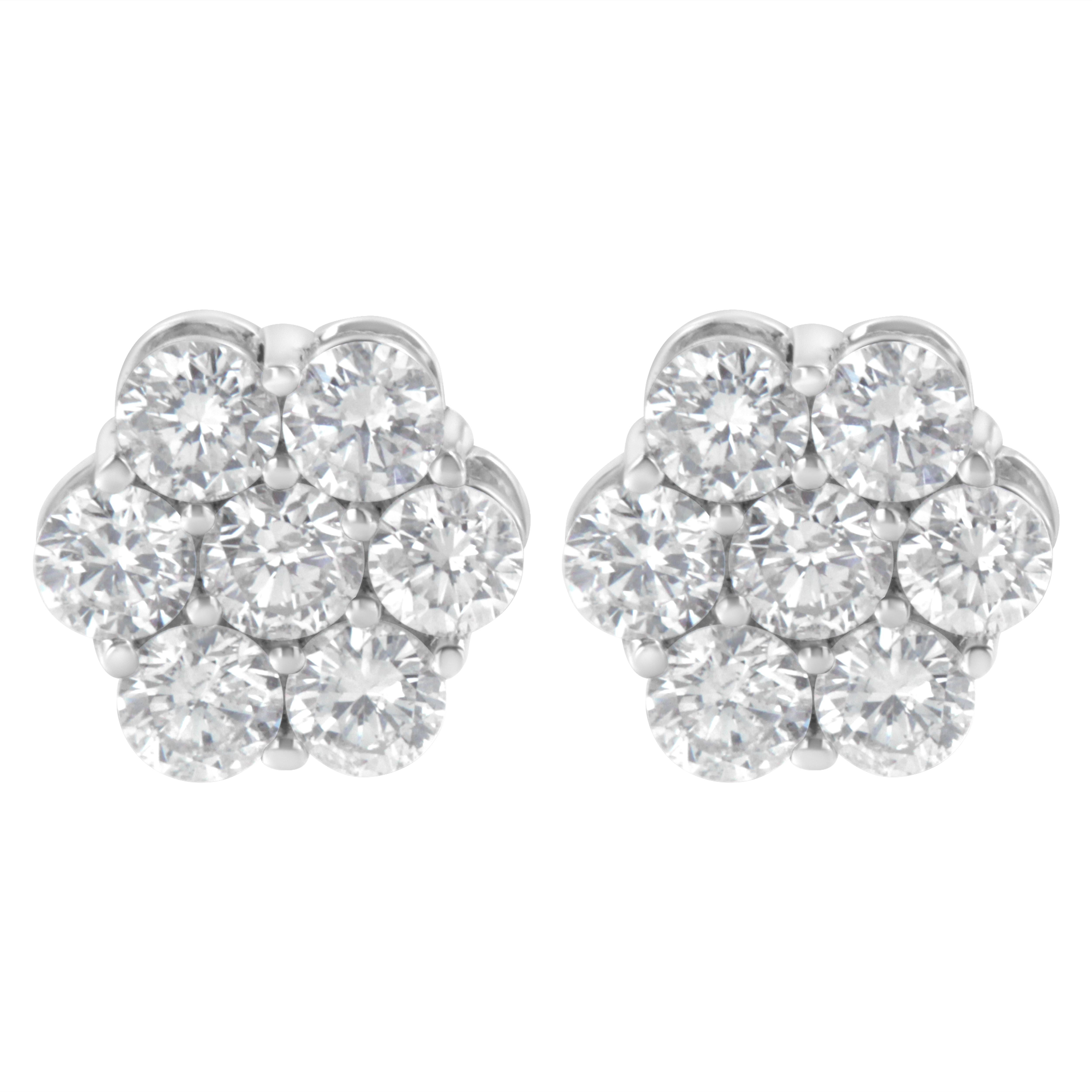 Moderno Orecchini a perno in argento Sterling Floral Composite con 7 pietre e diamanti in vendita