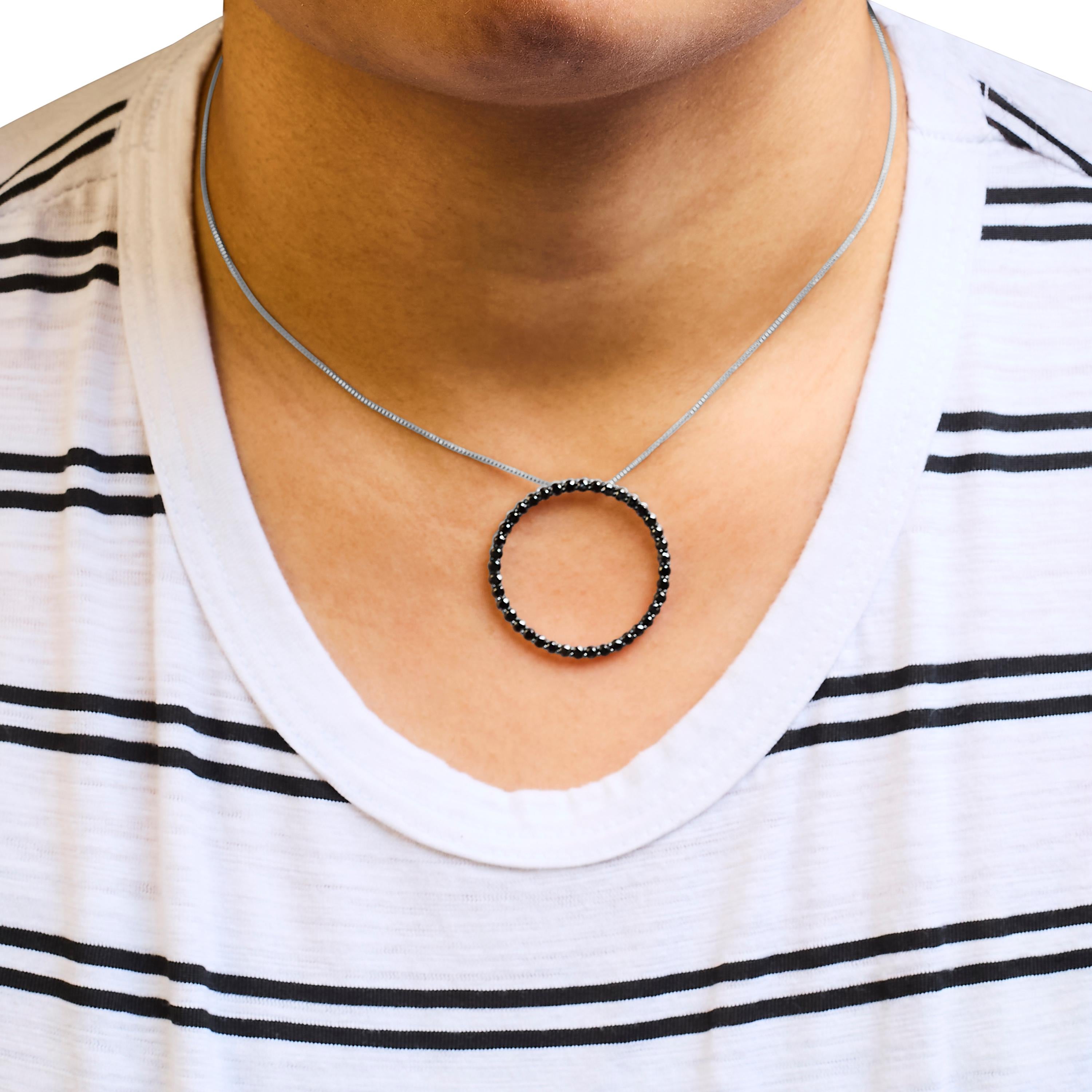 Taglio rotondo Collana con cerchio aperto con diamante nero da 2,0 carati in .925 Sterling Silver in vendita