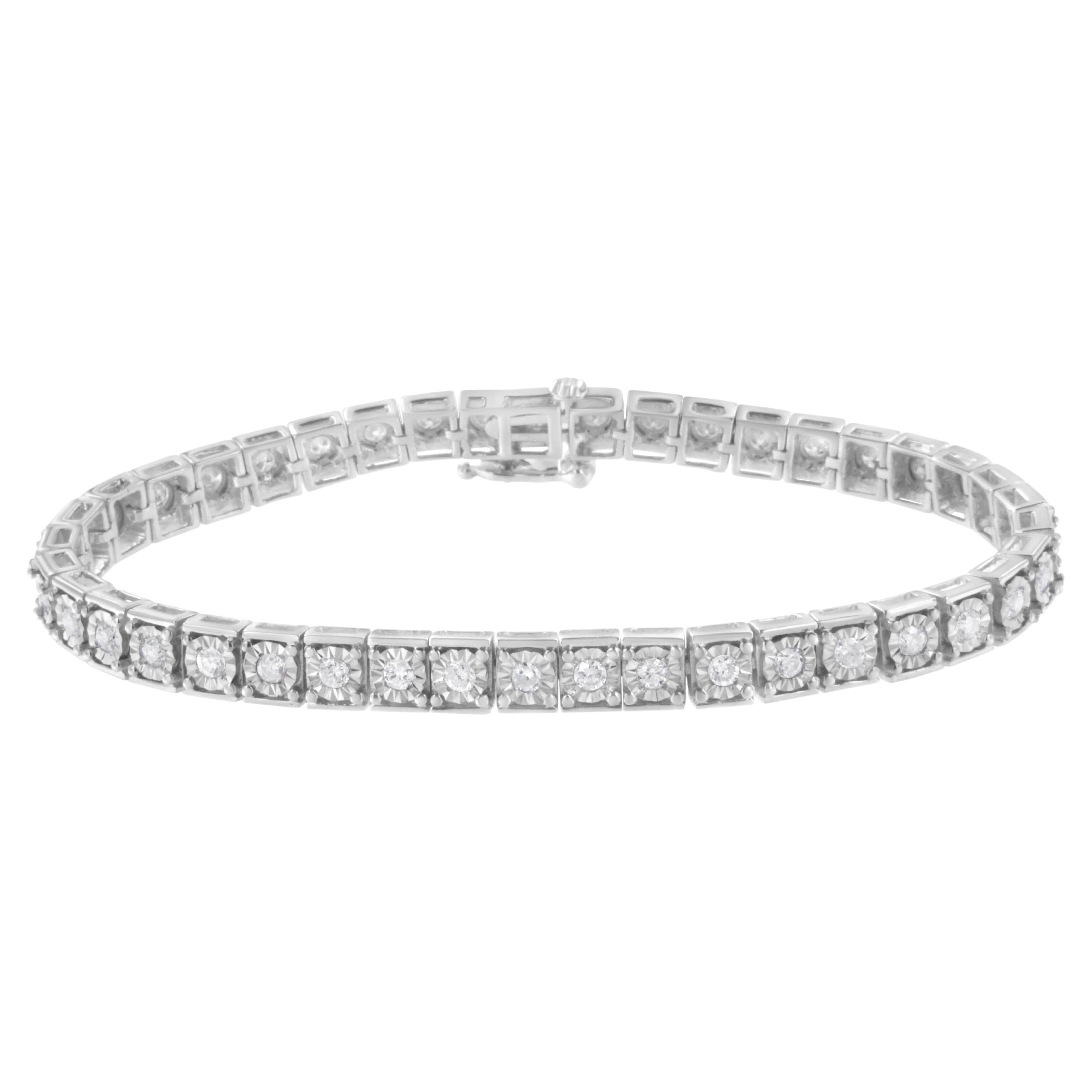 Bracelet tennis avec cadre carré serti de diamants de 2,0 carats en argent sterling .925 en vente