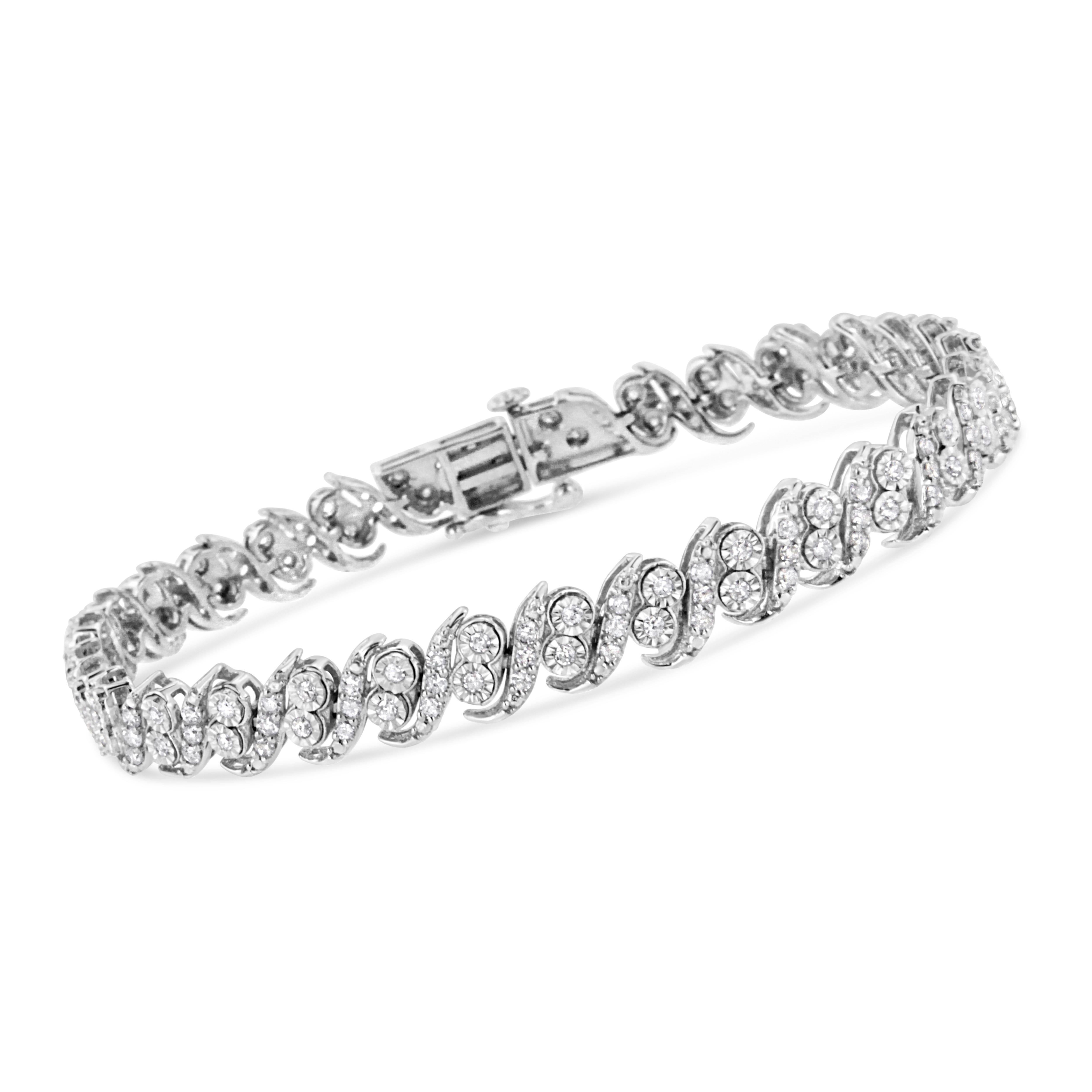 Glamorous yet timeless, this beautiful tennis bracelet has a unique pattern of alternating studded silver 