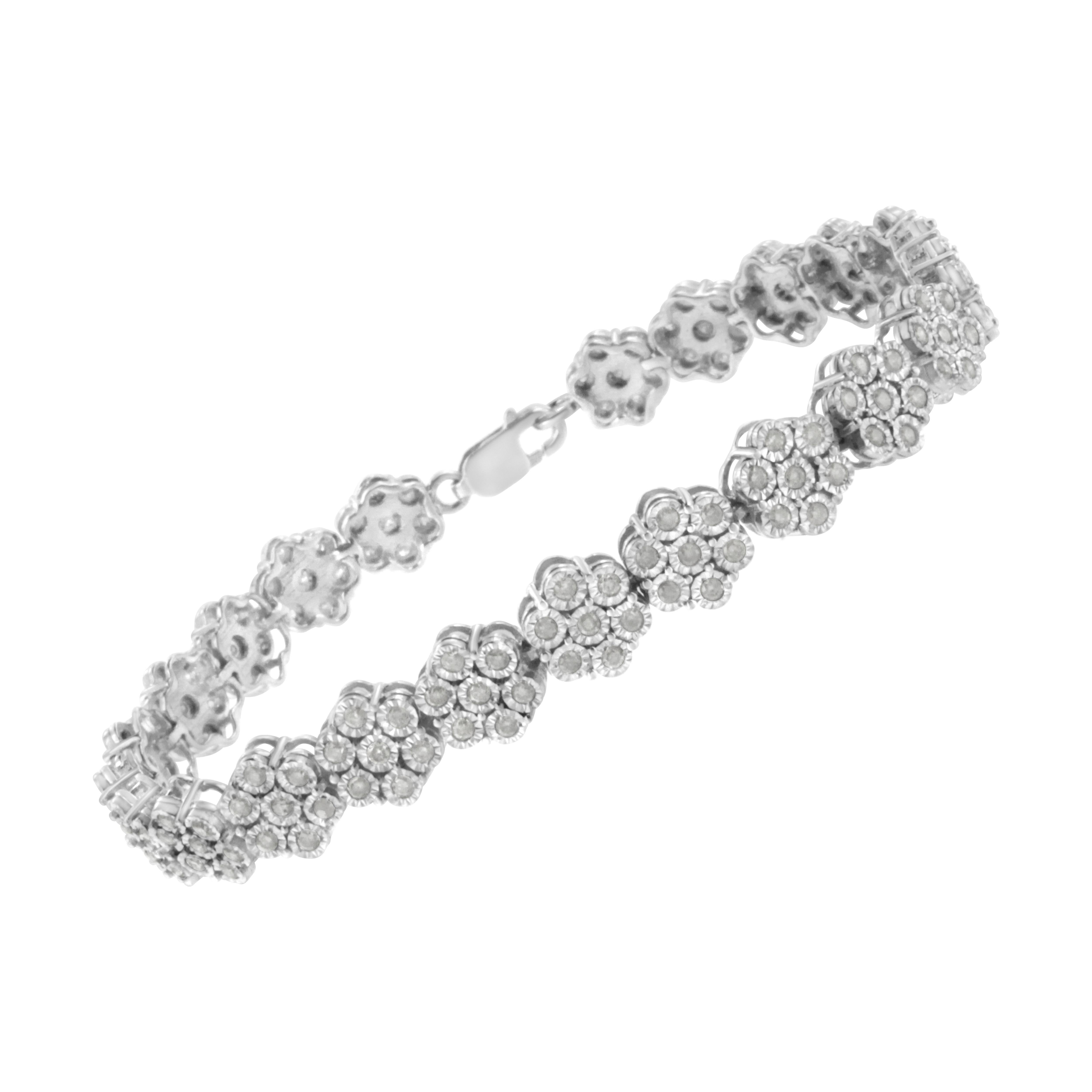 Contemporary .925 Sterling Silver 2.00 Carat Diamond 7 Stone Floral Cluster Link Bracelet For Sale