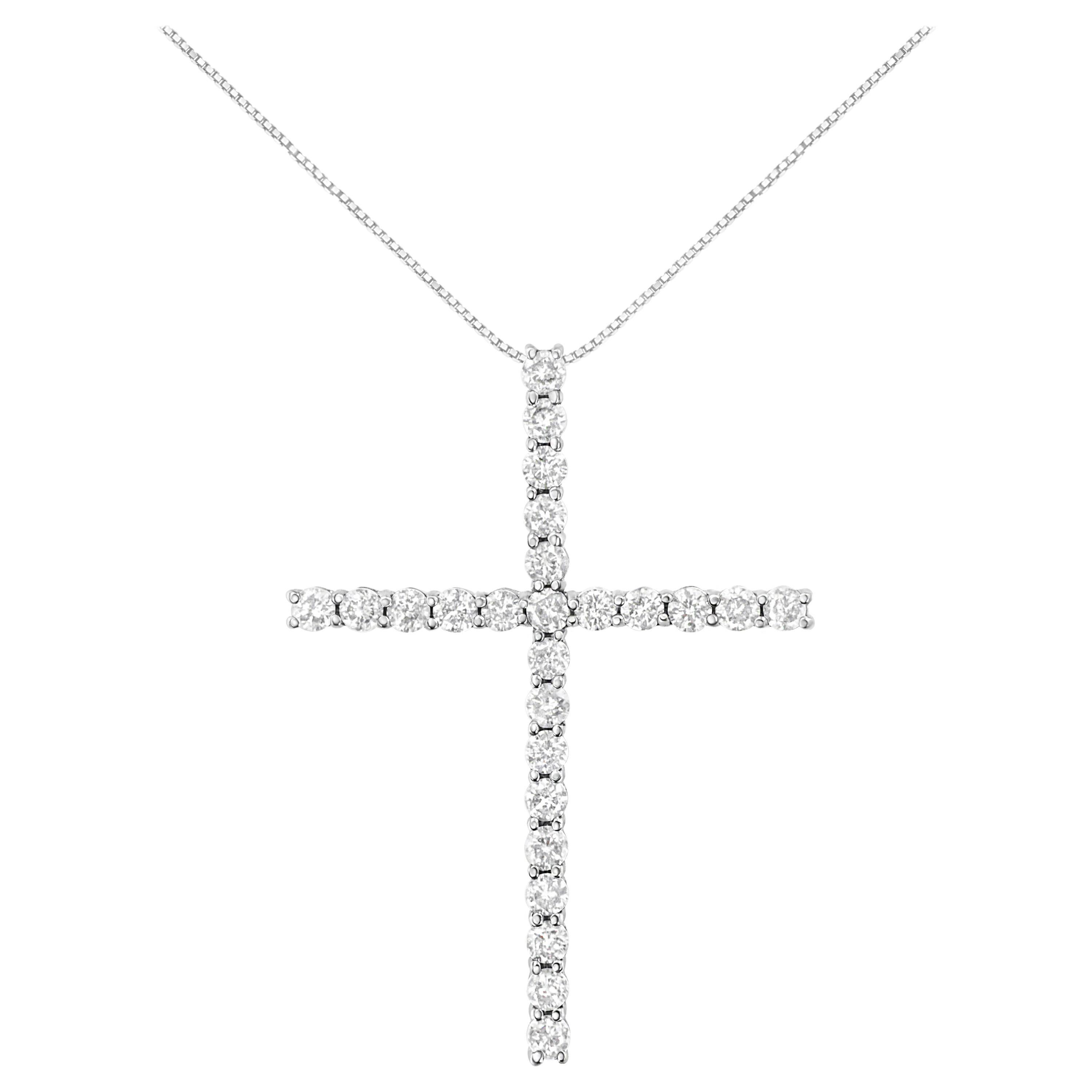 .925 Sterling Silver 3.0 Carat Diamond Cross Pendant Necklace For Sale