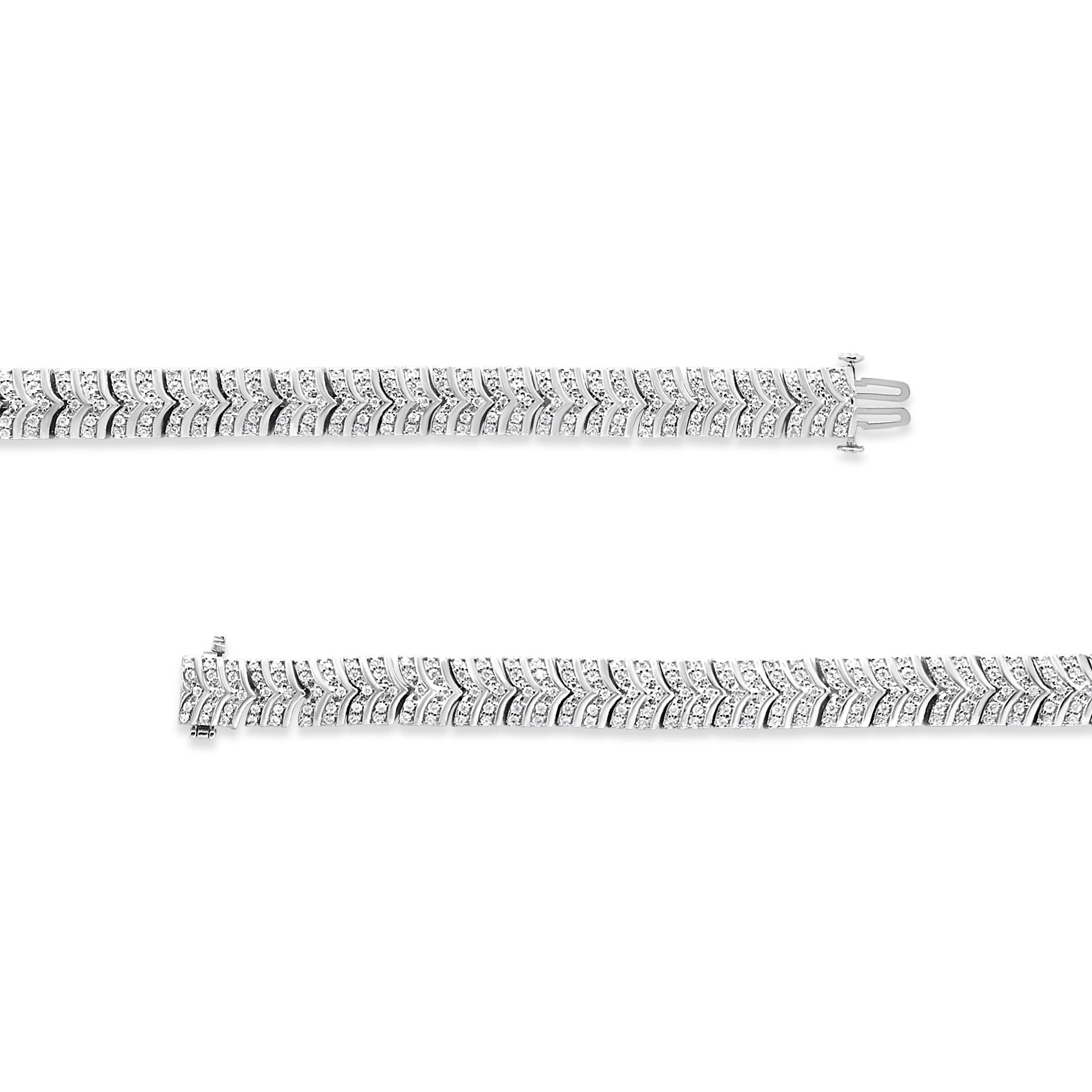 Modern .925 Sterling Silver 3.00 Carat Diamond Chevron Link Bracelet For Sale
