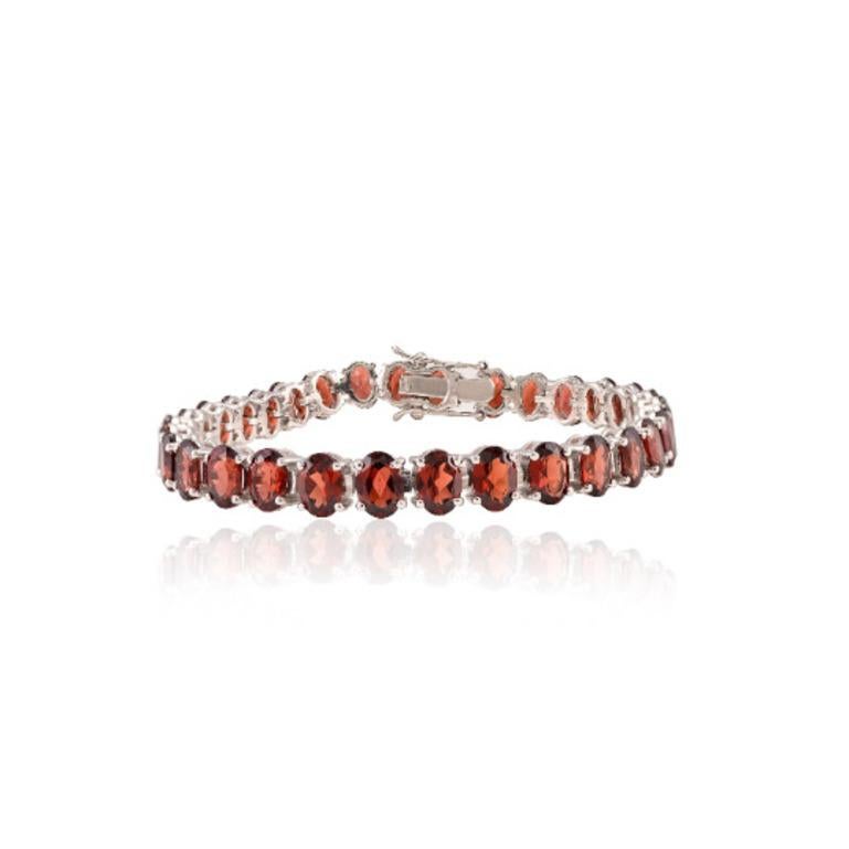 Art Deco 925 Sterling Silver 30.35 CTW Natural Garnet Wedding Tennis Bracelet for Mom For Sale