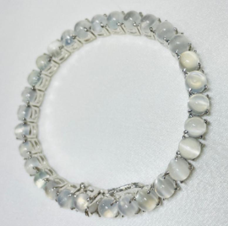 Cabochon 925 Sterling Silver 37.1 Carats Round Moonstone Tennis Bracelet For Sale