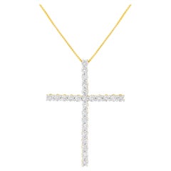 Collier pendentif croix en argent sterling avec diamants de 3,0 carats de .925 carats