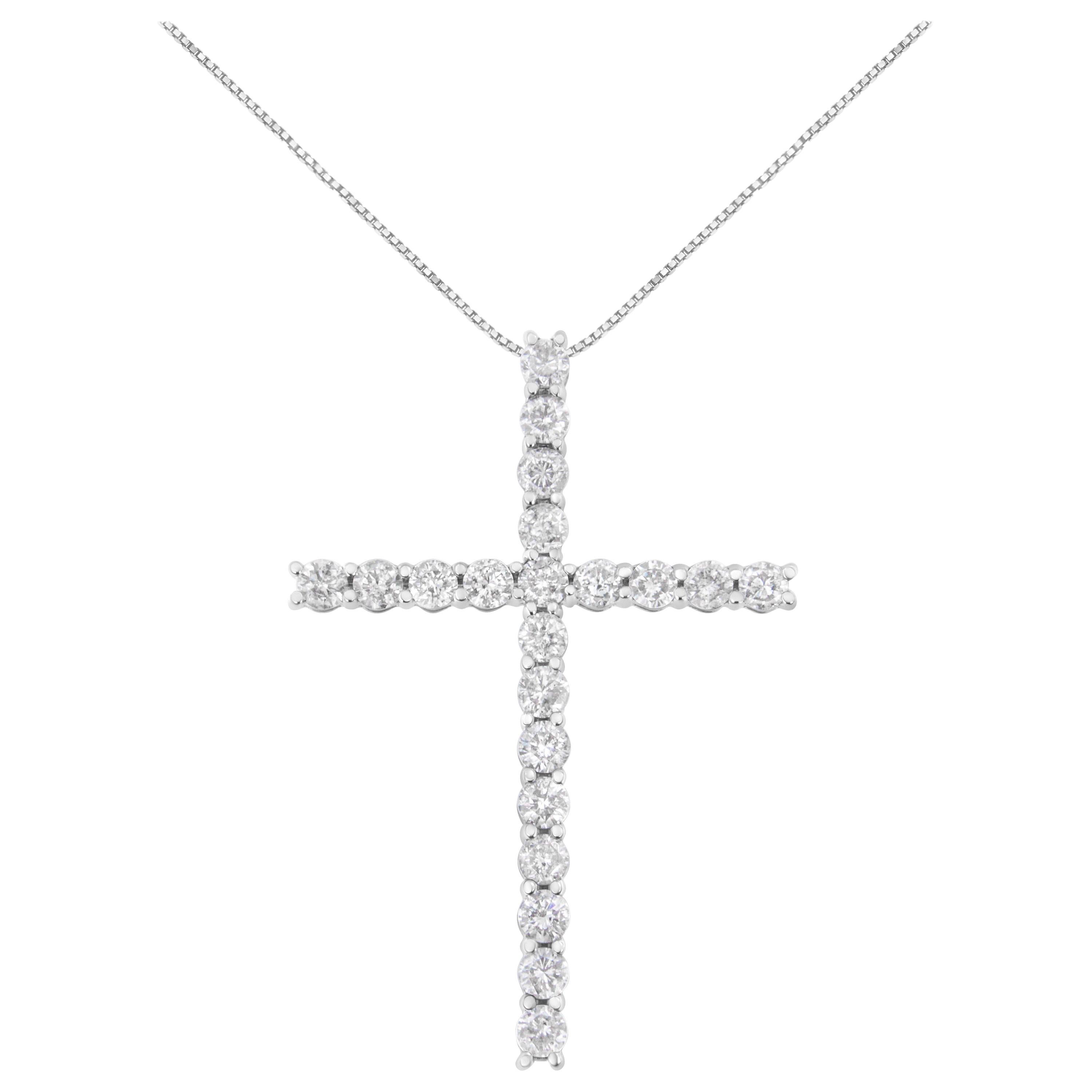 .925 Sterling Silver 4.0 Carat Diamond Cross Pendant Necklace For Sale