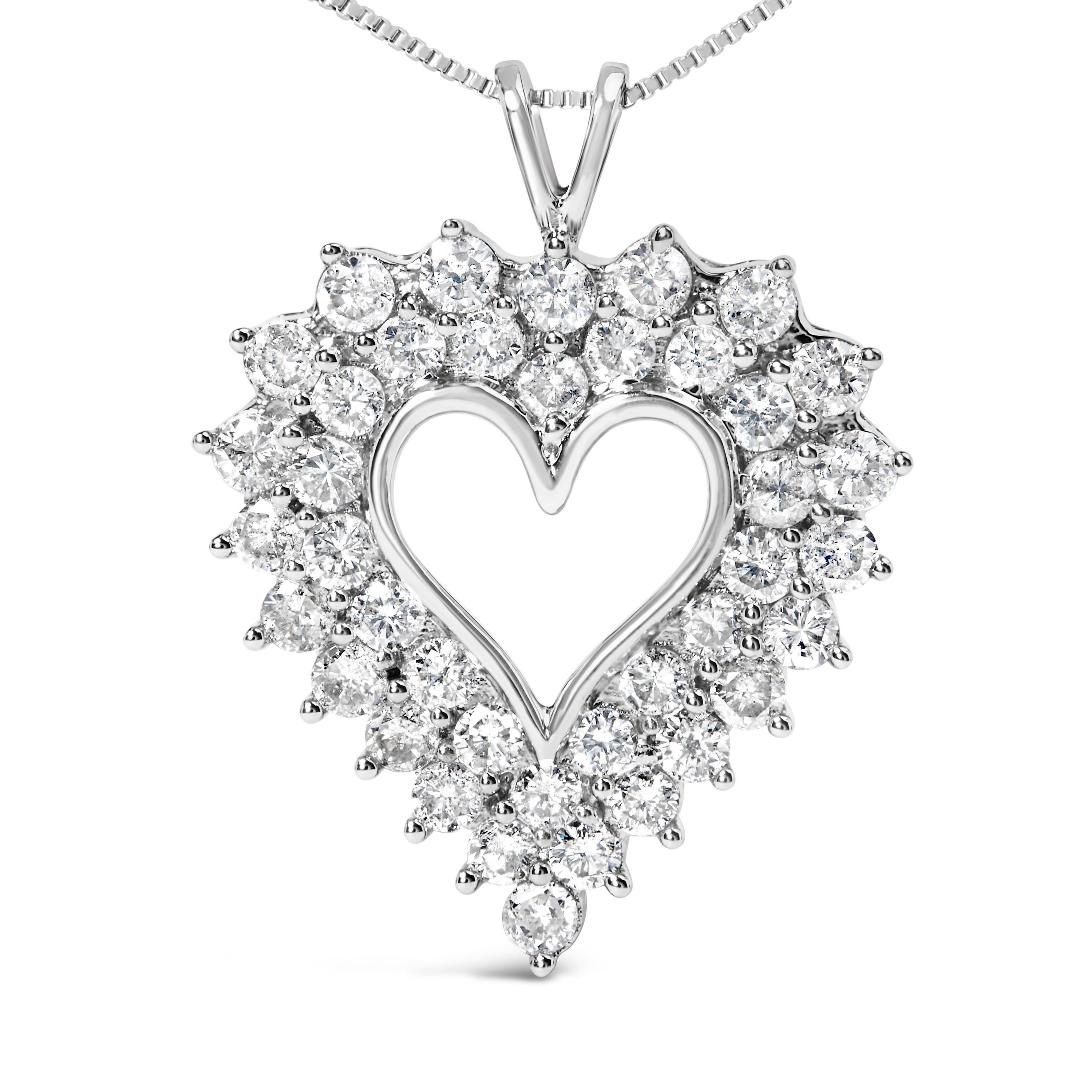 Take your love for your other half (or yourself) to the next level with this pendant necklace that’s ultra-striking. The focal point of the piece lies in the open heart pendant that’s surrounded by natural round diamonds that are made using 110