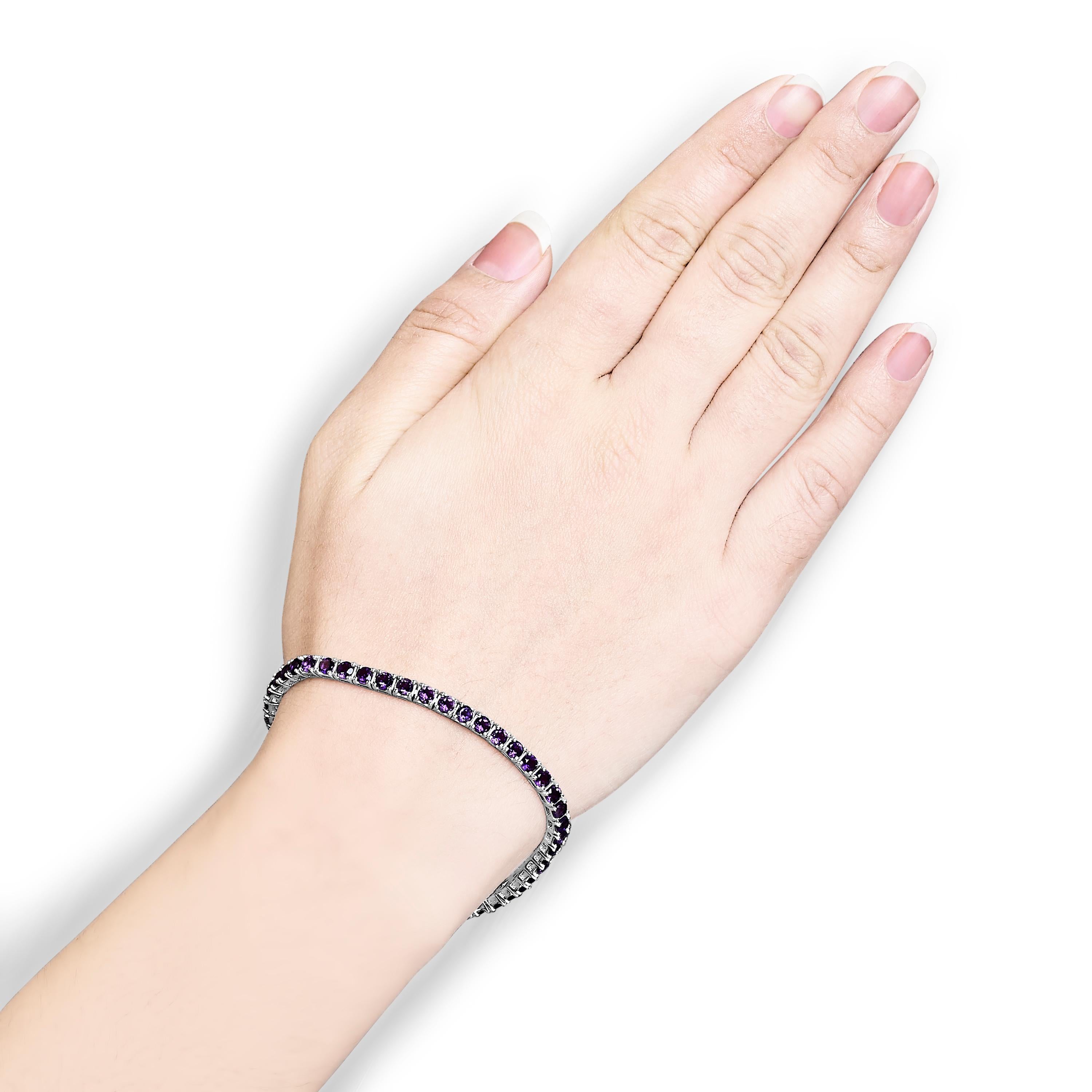 .925 A. Silver Bracciale da Tennis con Ametista Viola Creata 7 3/8 Ctw In condizioni Nuovo in vendita a New York, NY