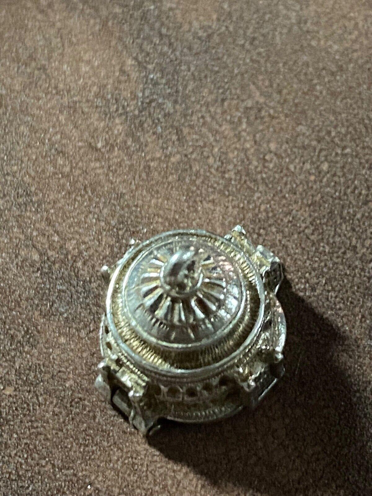 Women's or Men's 925 Sterling Silver Albert Hall with Organ Player Vintage Opening Charm/Pendant For Sale