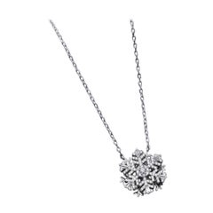 925 Sterling Silver Beautiful Necklace Snowflake Moissanite Pendant For Women.