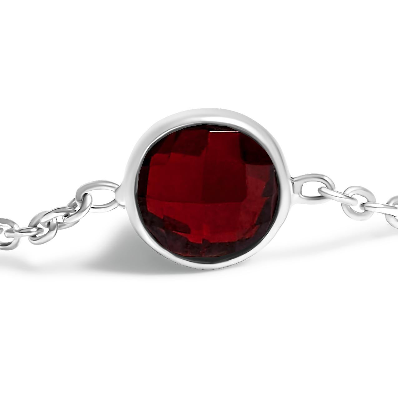 Taille ronde .925 Sterling Silver Bezel Set Red Garnet 5 Station Adjustable Bolo Bracelet en vente