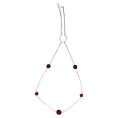 .925 Verstellbares Bolo-Armband aus Sterlingsilber mit rotem Granat in Lünette, 5 Stationen