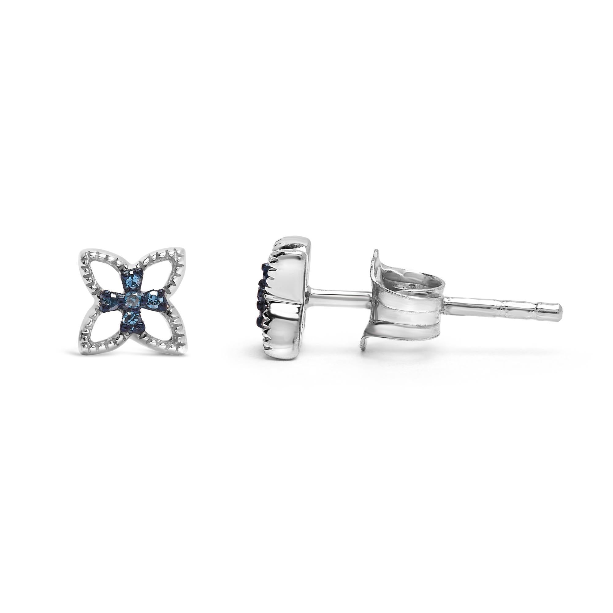 Pendiente de plata de ley .925 con diamante azul y 4 pétalos de flor Moderno
