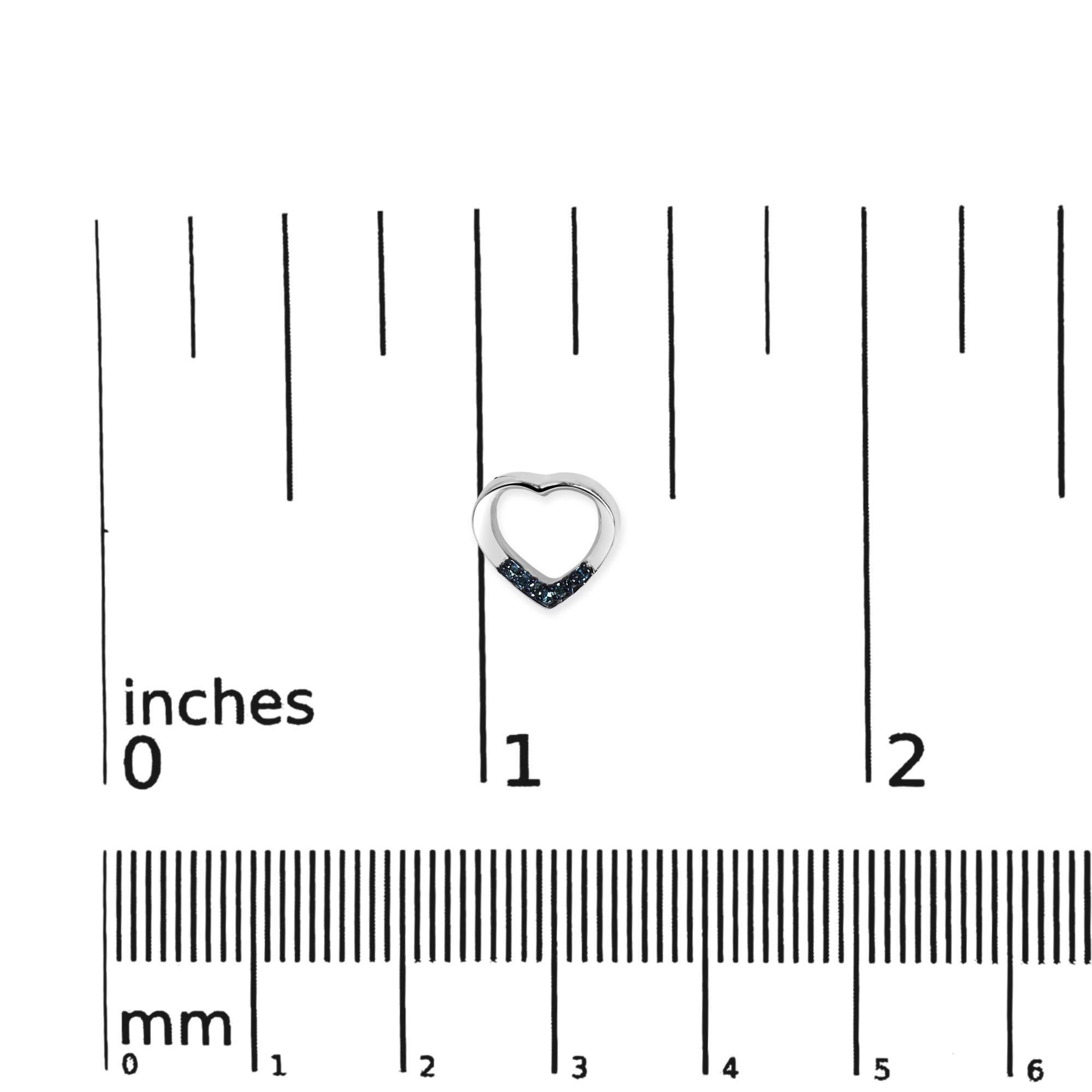 Orecchini a cuore aperti in argento 925 con diamanti blu In condizioni Nuovo in vendita a New York, NY