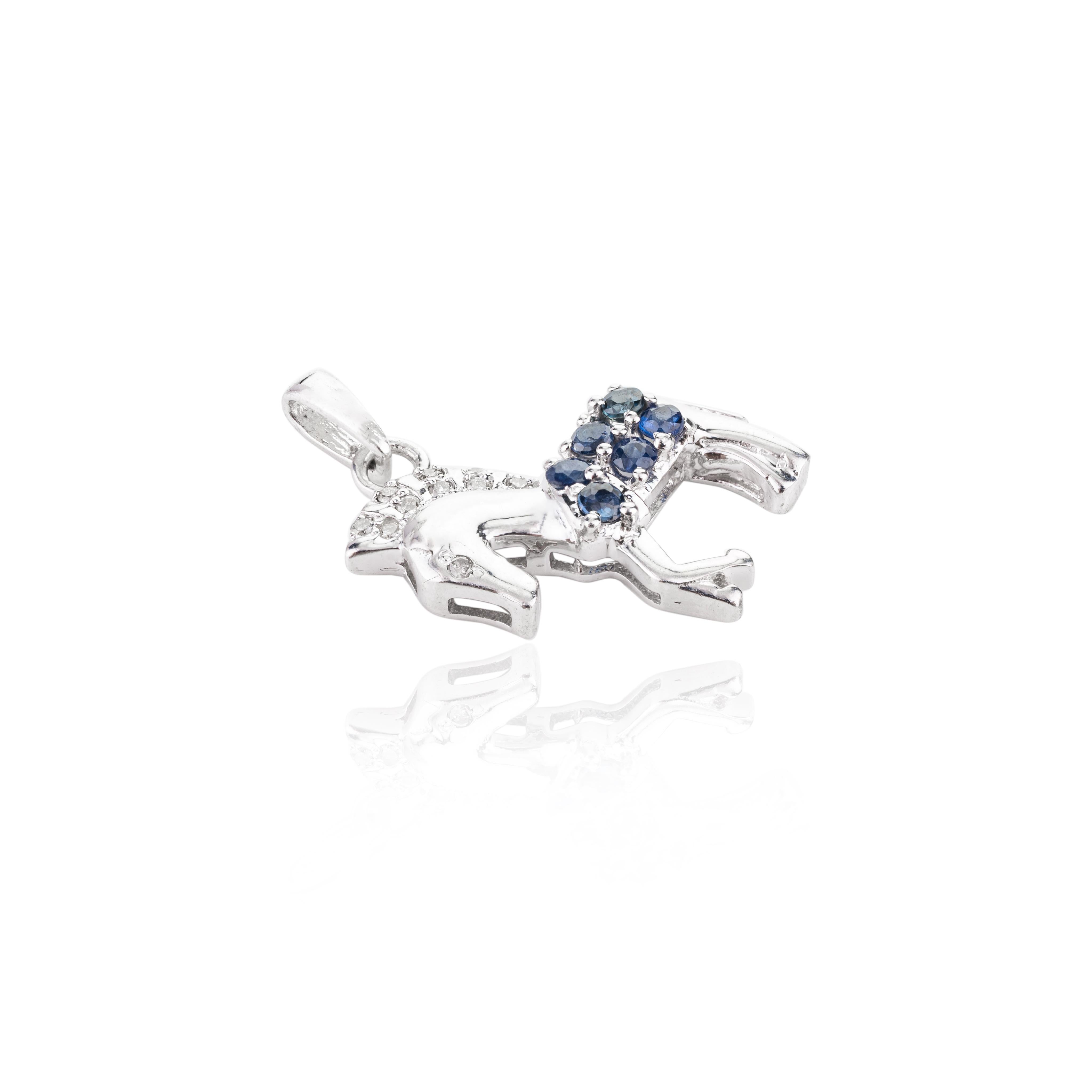 Contemporary 925 Sterling Silver Blue Sapphire Diamond Horse Pendant Unisex Gifts For Sale
