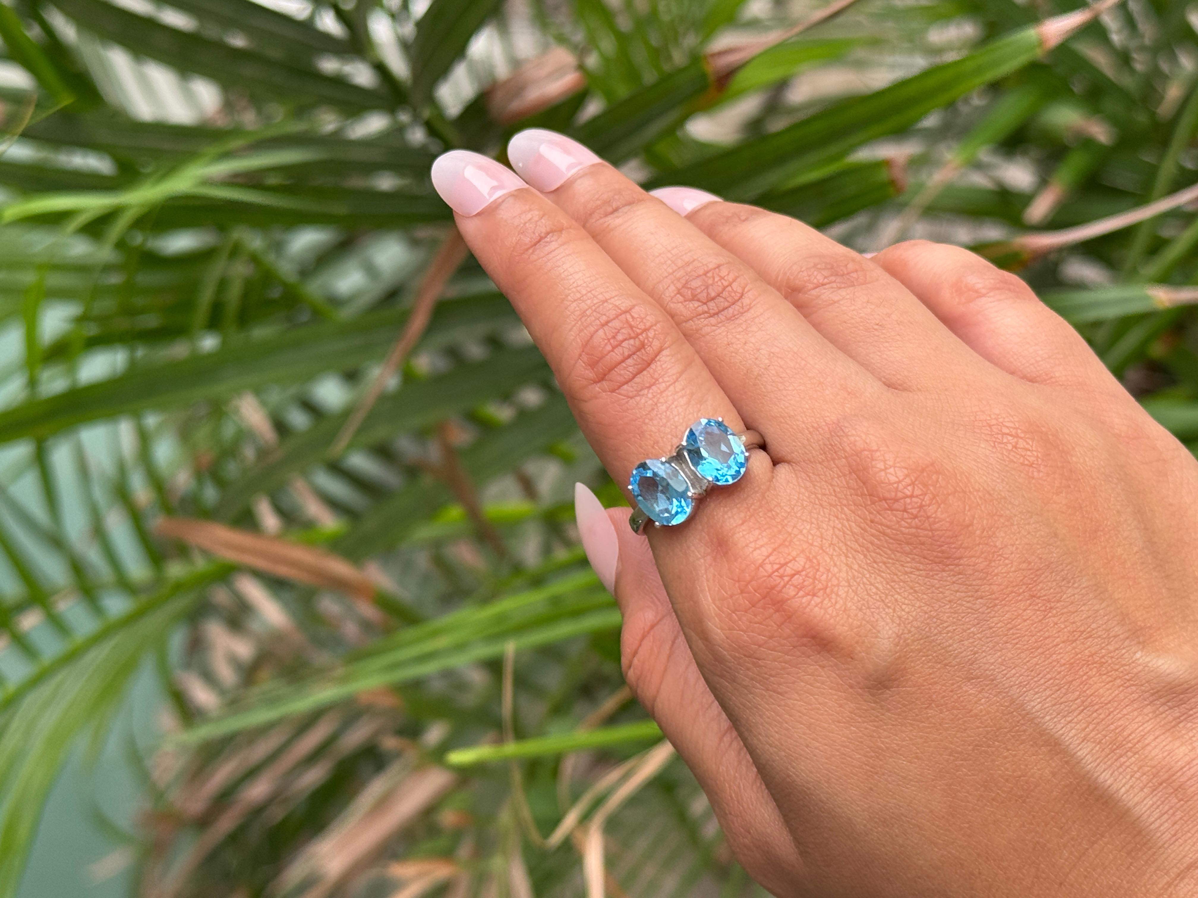 Im Angebot: Sterling Silber Toi et Moi Ring mit doppeltem blauem Topas Edelsteinschmuck für Sie () 2