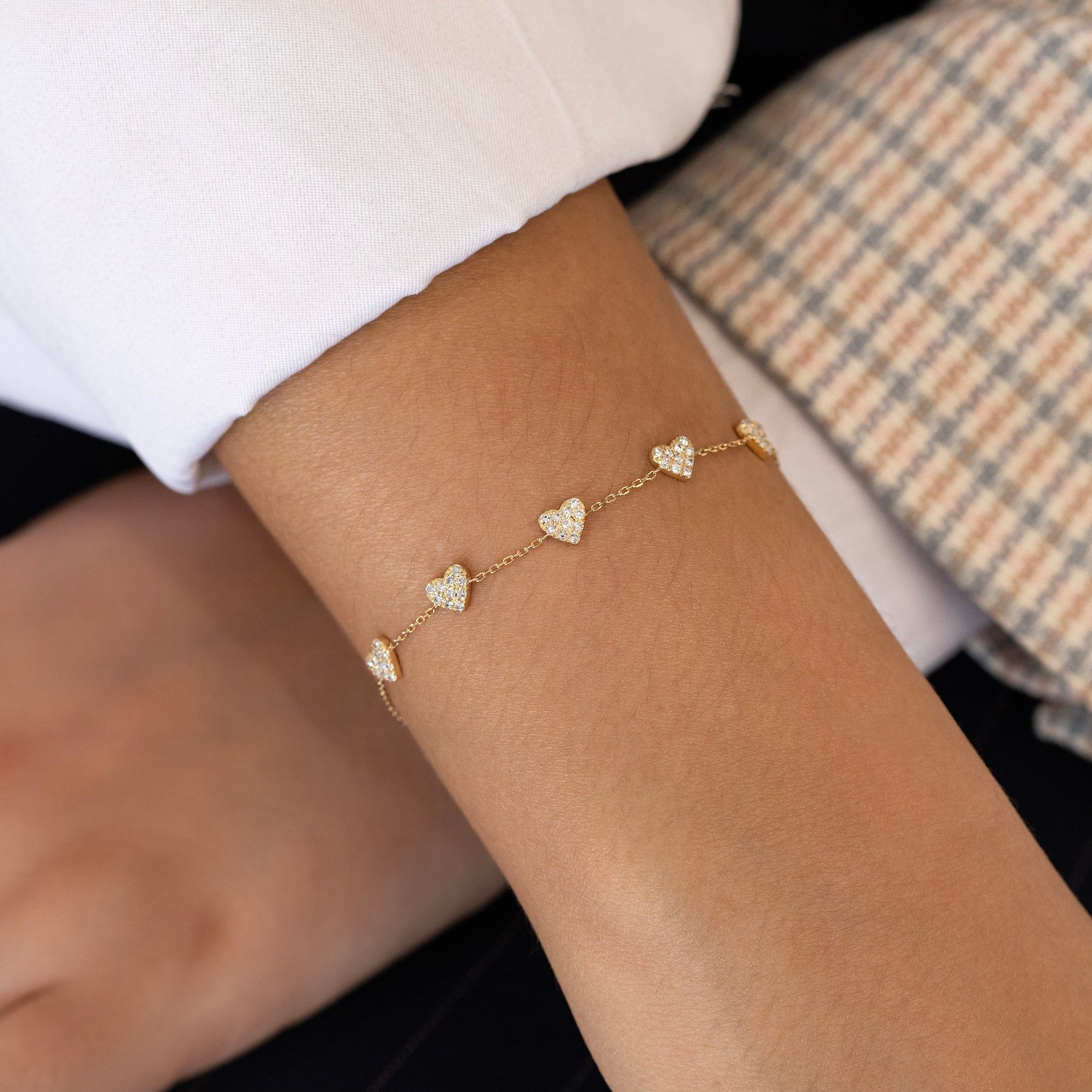 925 Sterling Silver Bracelet Natural Pave Diamond Heart Shaped Chain Bracelet.