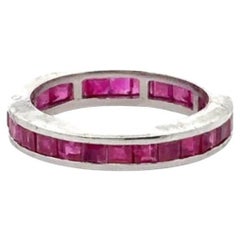 925 Sterlingsilber-Verlobungsring mit kanalisiertem Rubin-Stapelring für Mom Gift