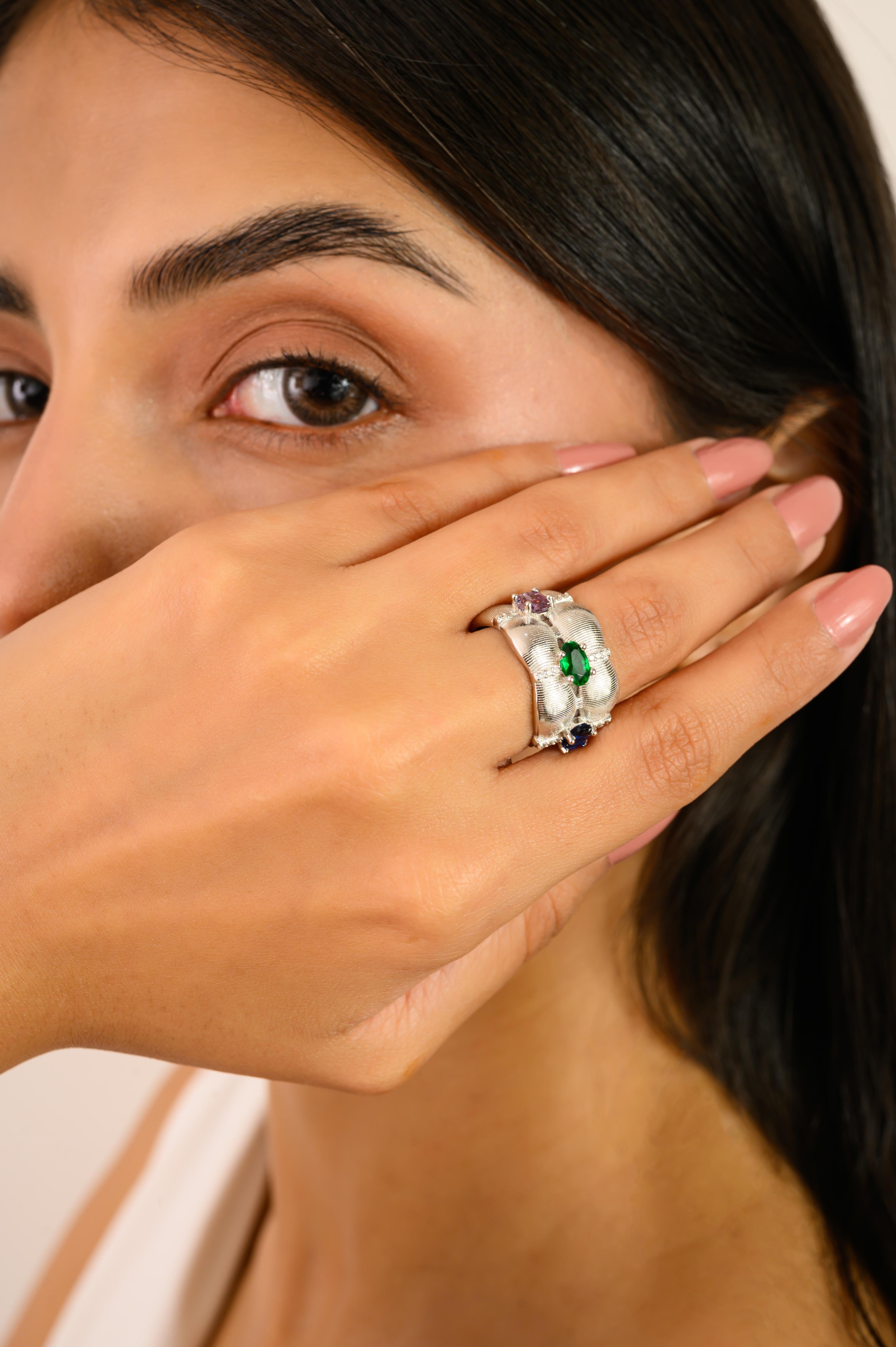 En venta: Anillo de plata de ley 925 con circonita cúbica de colores y banda ancha texturizada Regalo de joyería  8
