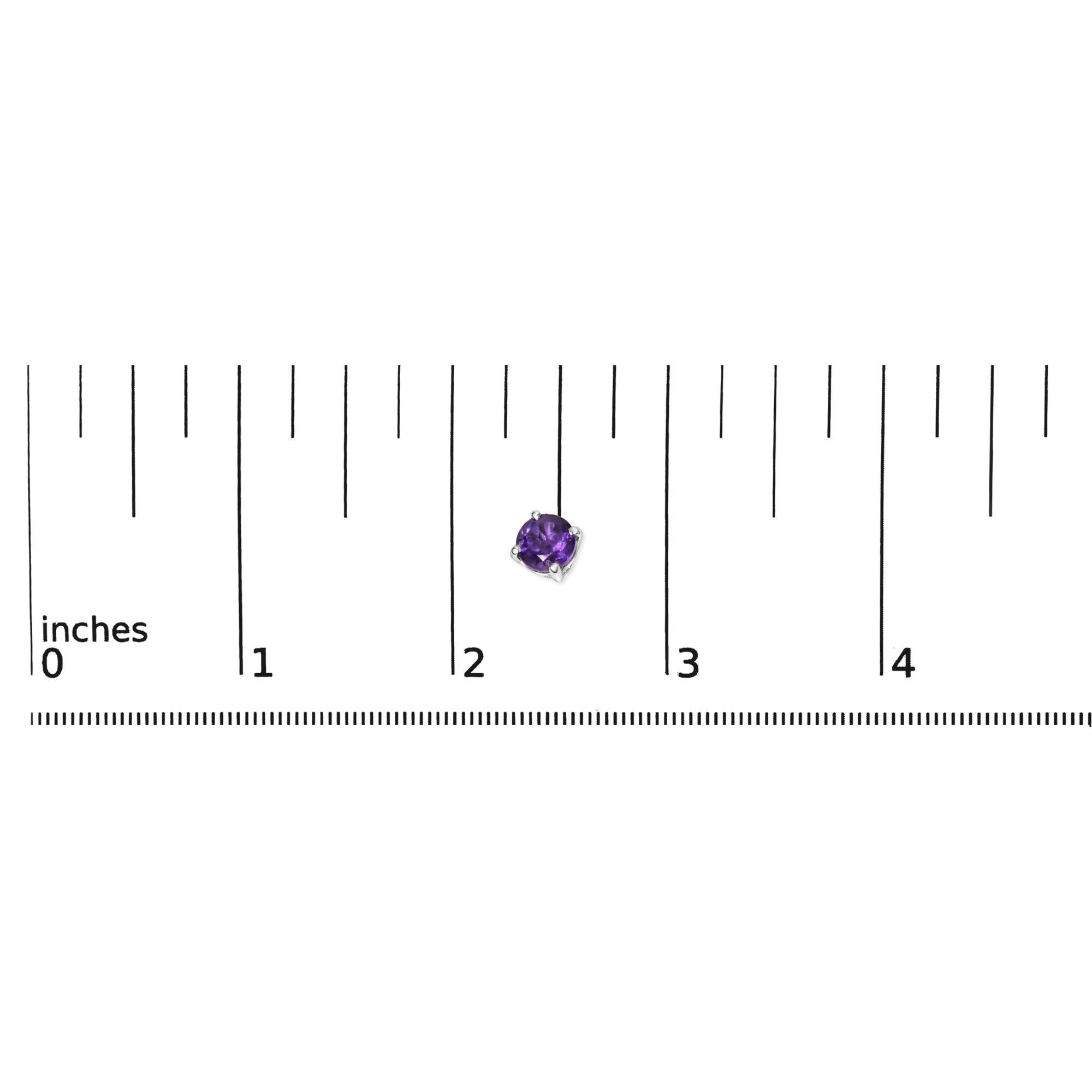 Orecchini solitari in argento Sterling 925 con ametista rotonda trattata viola creata In condizioni Nuovo in vendita a New York, NY