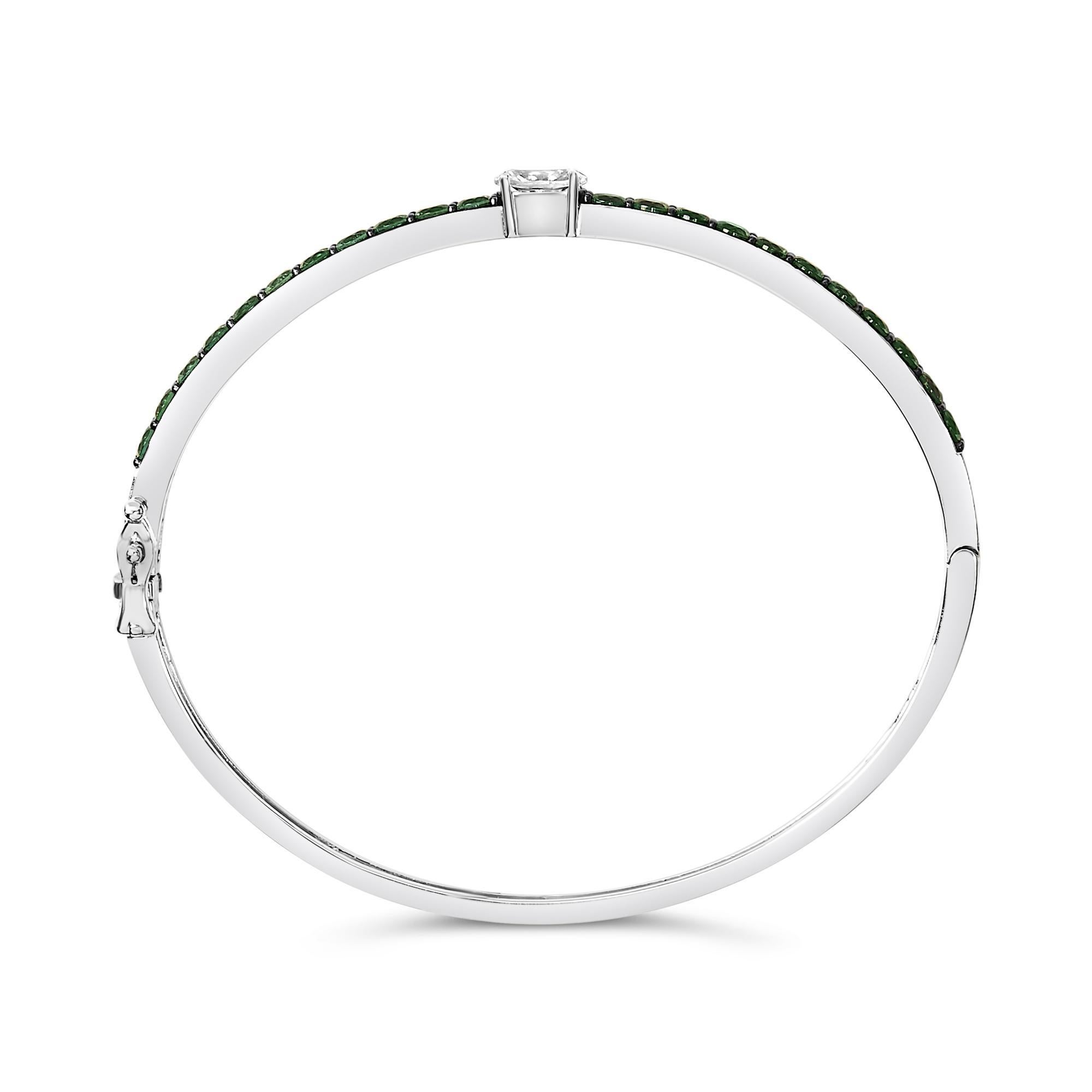 Moderne .925 Sterling Silver Created Sapphire and Emerald Semi Eternity Bangle en vente