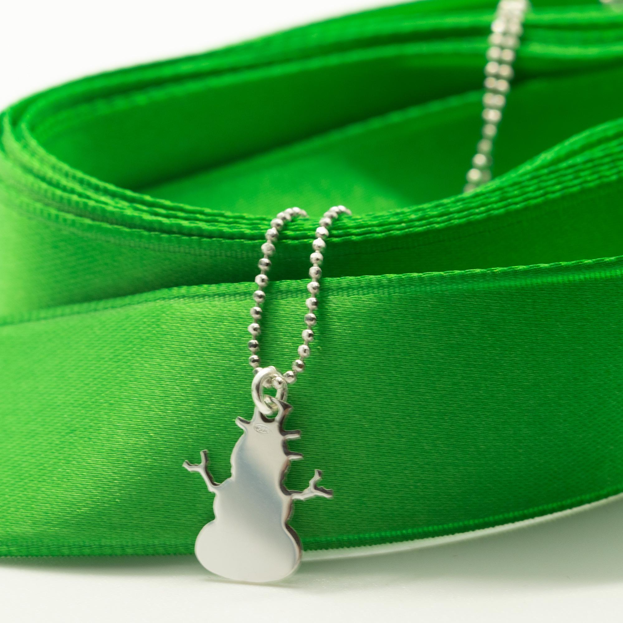 INTINI Jewels Winterkollektion ist da!
Genießen Sie dieses einzigartige und zeitgenössische Design, die perfekte Geschenkidee für Ihre Liebsten! 

Ein eleganter Hauch von Glamour zum Greifen nah. Lassen Sie sich von einem eleganten und jugendlichen