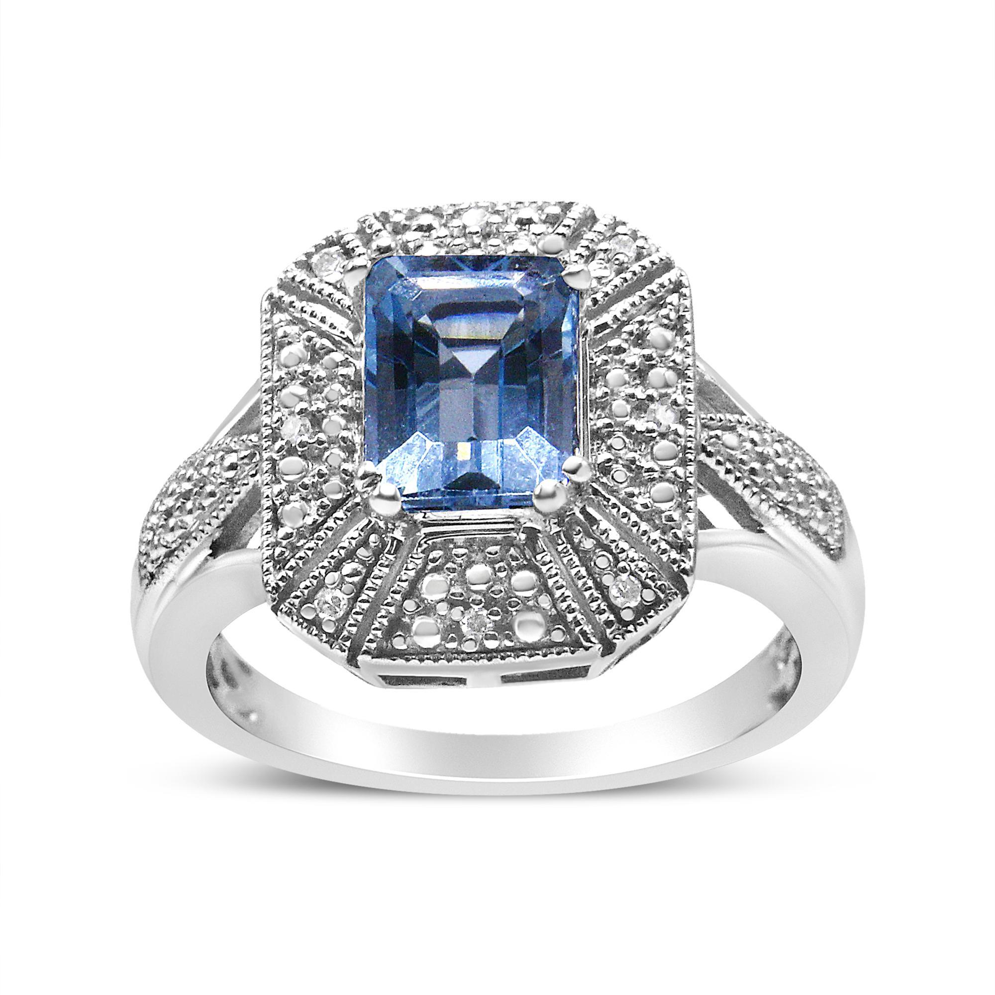 Moderno Anello in argento 925 con diamanti e topazio blu a forma di smeraldo di 8X6 mm in vendita