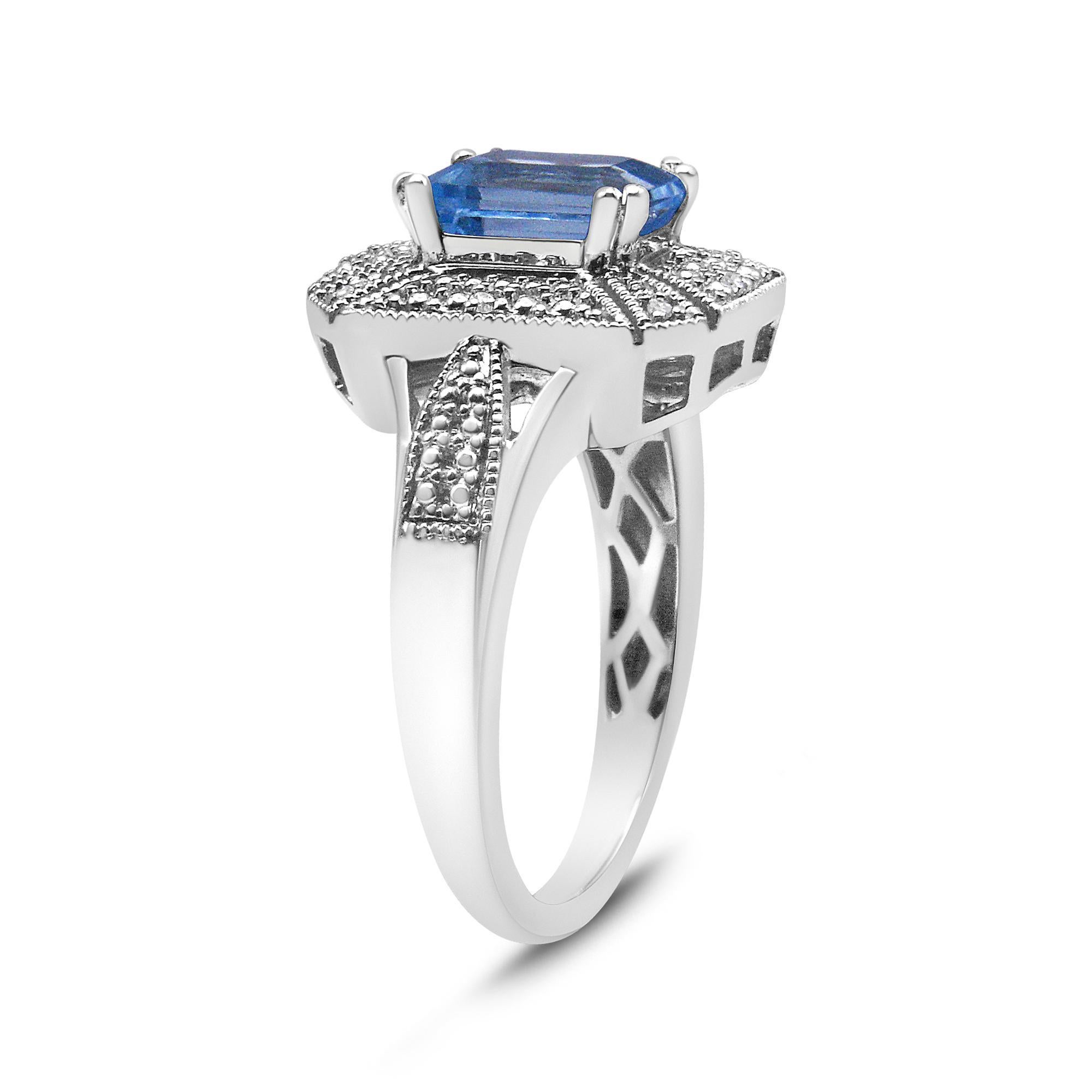 Taglio smeraldo Anello in argento 925 con diamanti e topazio blu a forma di smeraldo di 8X6 mm in vendita