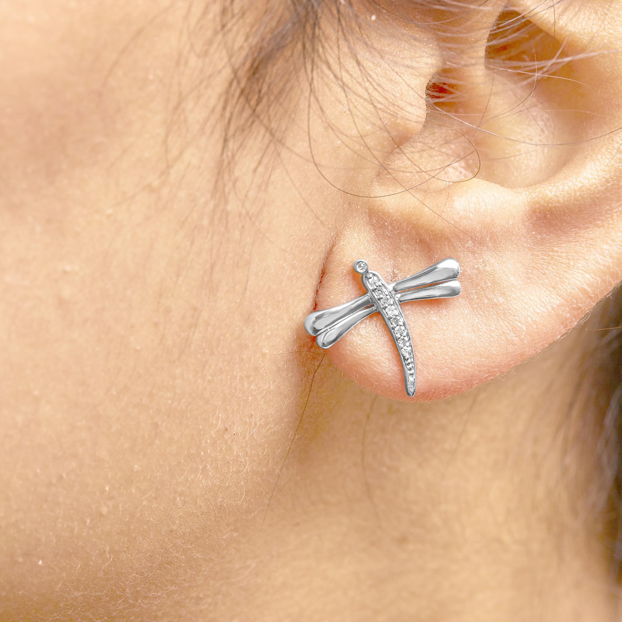 Taglio rotondo Orecchini con perno a forma di libellula in argento 925 con diamante in vendita