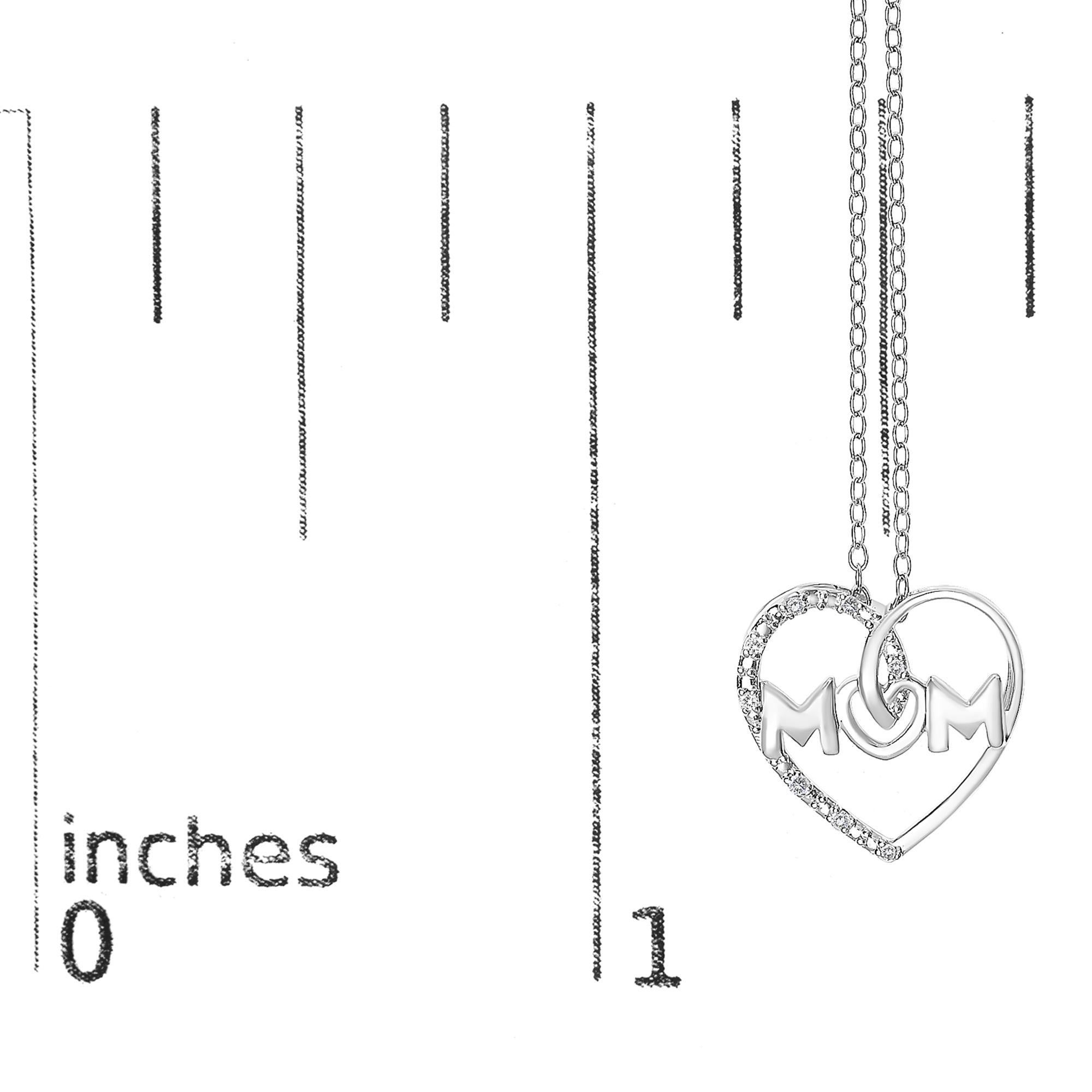 Collana con ciondolo a forma di cuore della mamma in argento 925 con diamanti In condizioni Nuovo in vendita a New York, NY